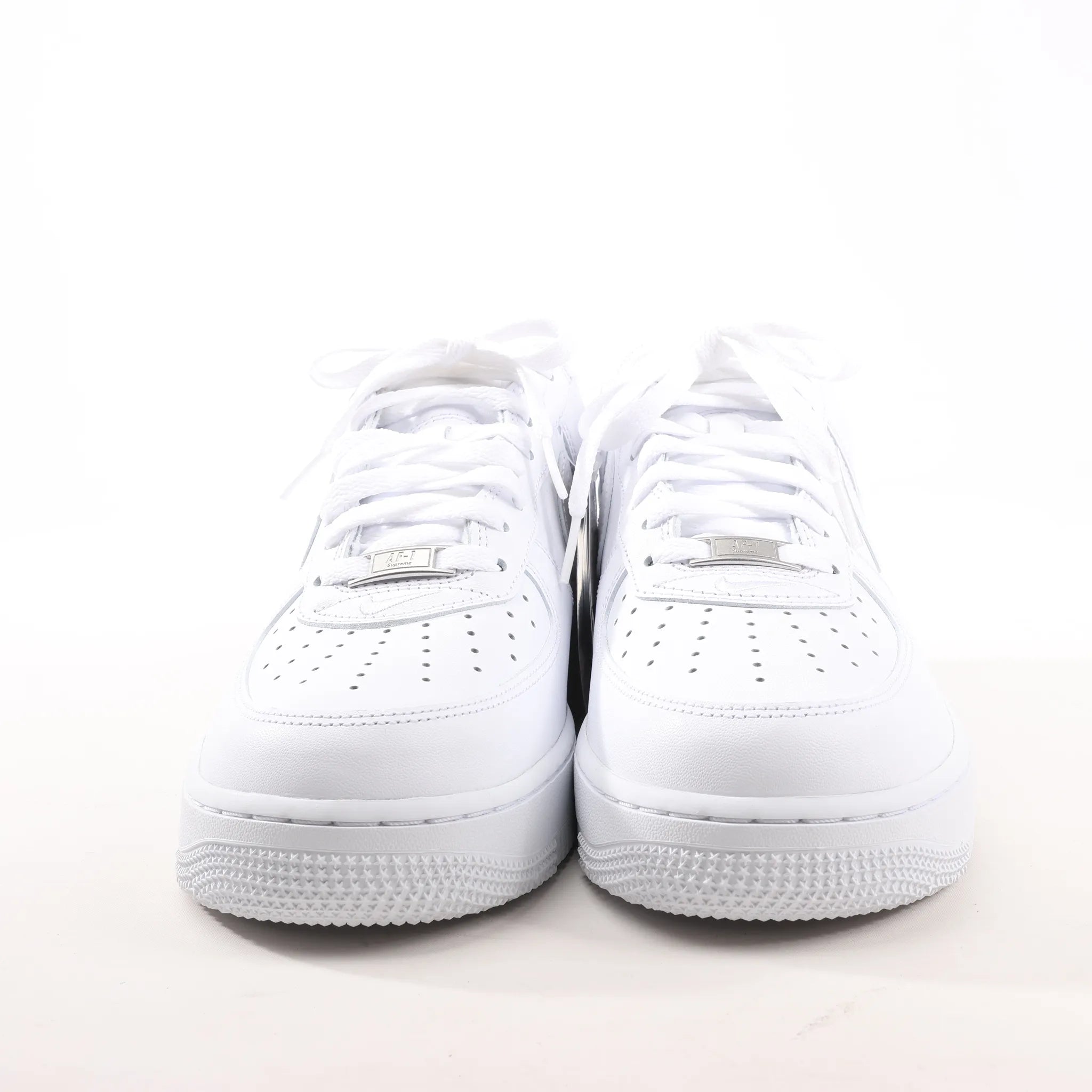 Nike x Supreme AIR FORCE 1 LOW SP Leather Sneakers in White CU9225-100, Size 43 EU