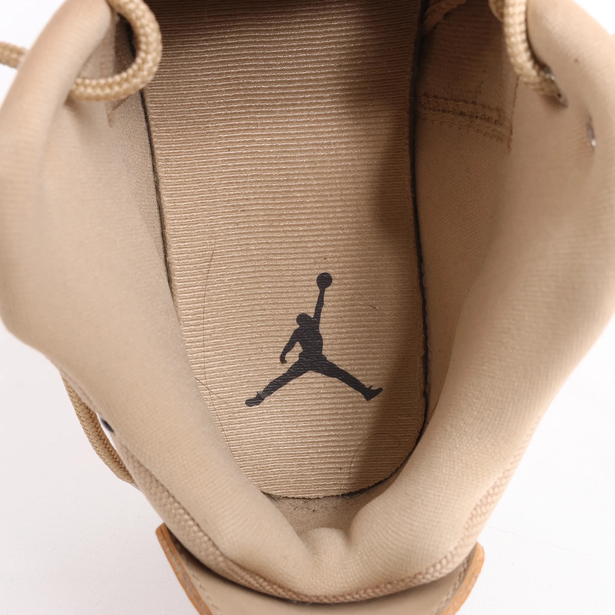 Nike JORDAN COURTSIDE Suede x Fabric Sneakers in Beige, Size 42.5 EU