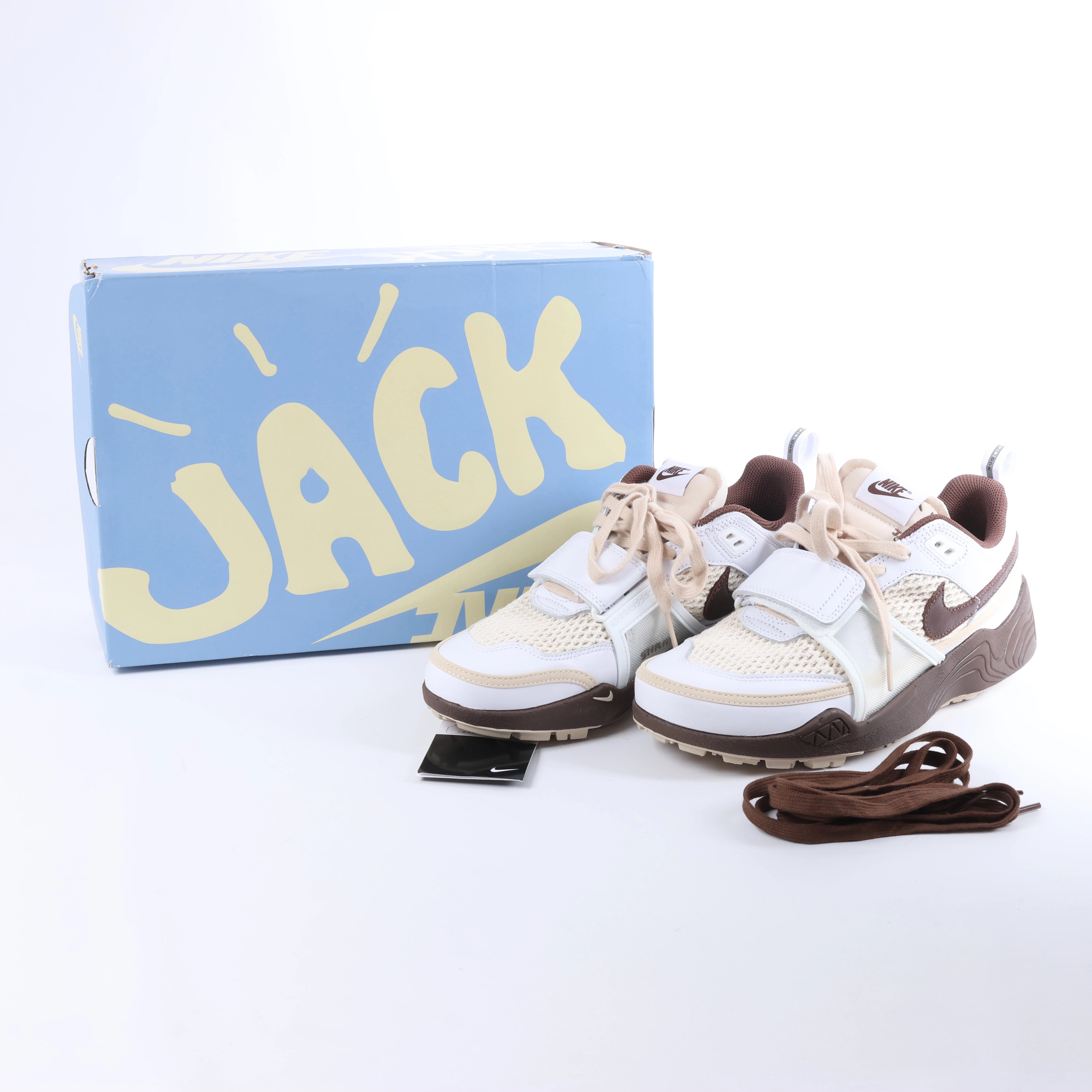 Zapatillas Nike JORDAN COURTSIDE Suede x Fabric en beige, talla 42.5 EU