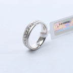 Non Signe / Unsigned 14k Gold (Au585) Ring with 30 Natural Diamonds