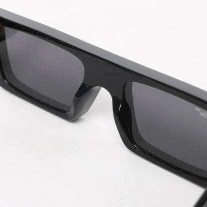 Off White Manchester Sunglasses in Black OERI010