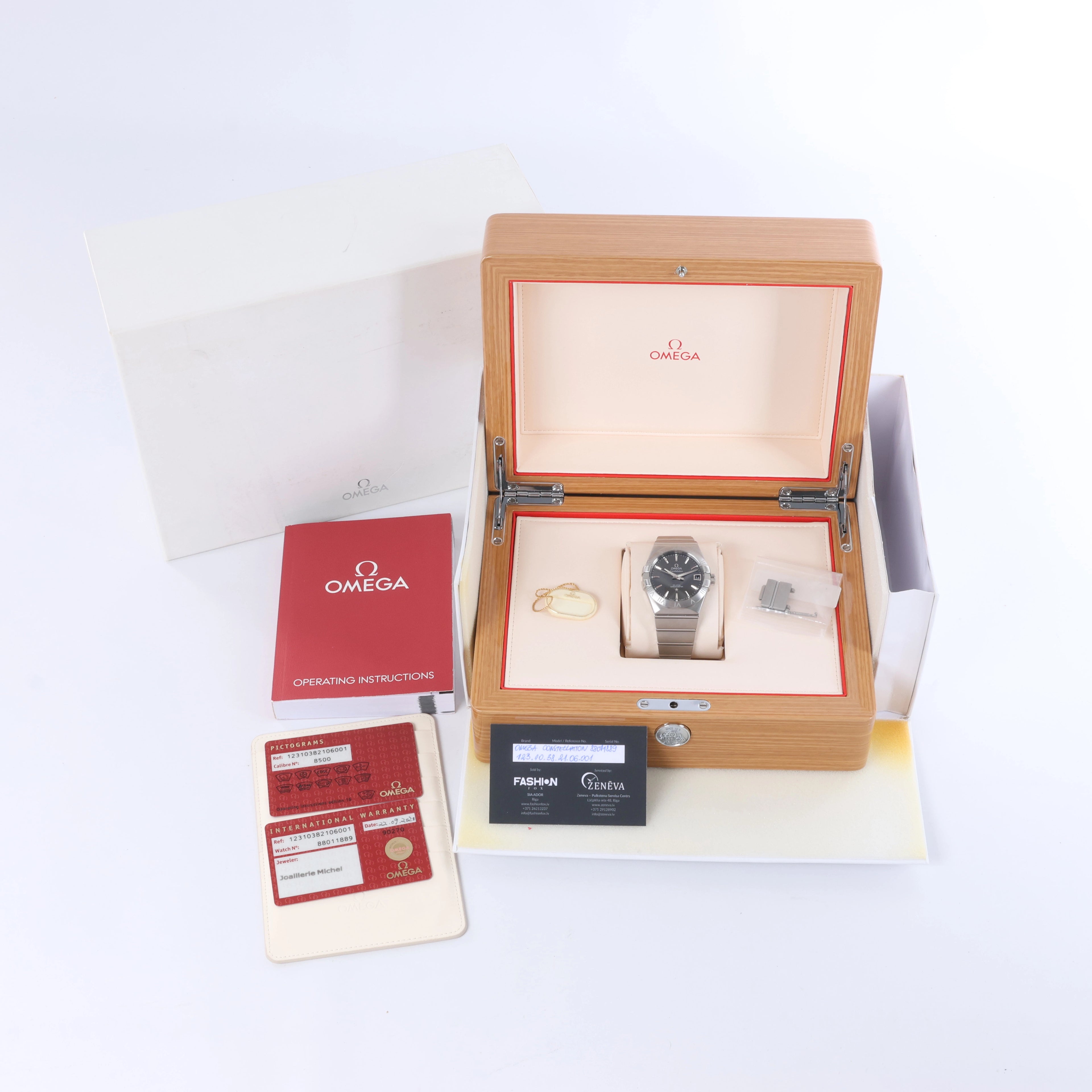 Omega Constellation Watch 123.10.38.21.06.001 Gray-Face