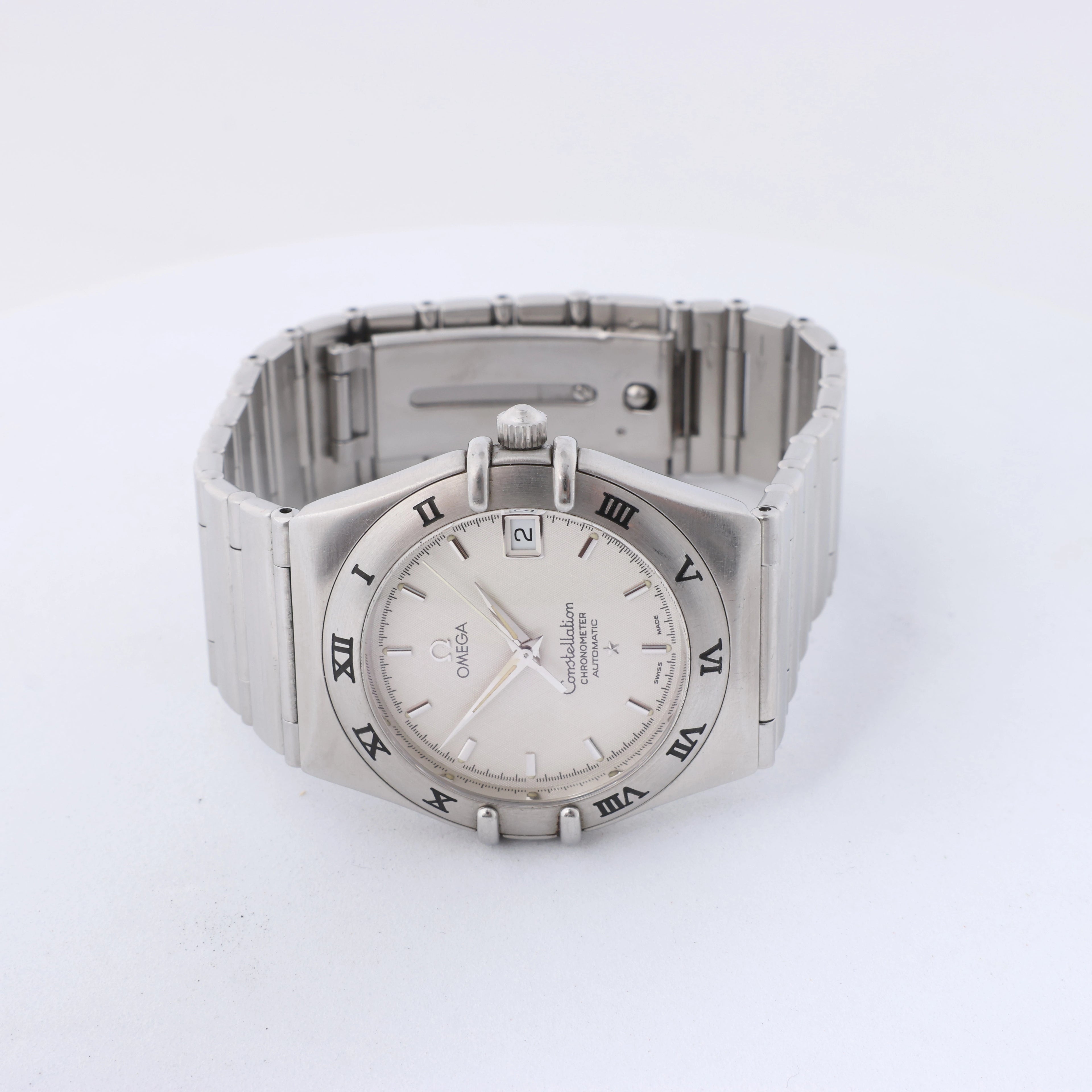 Omega Constellation 1502.30 Automatic Wristwatch Silver Dial