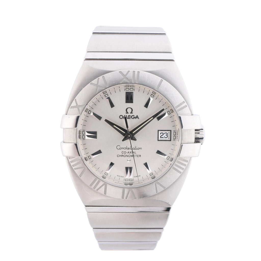 Omega Constellation 1503.30.00 watch with silver dial, Roman numeral bezel, date window and stainless steel bracelet, front view.
