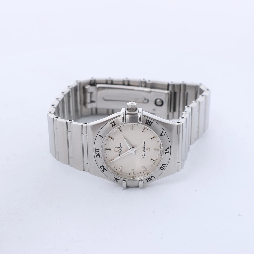 Omega Constellation 1572.30 55945909 SS QZ Watch with Beige Dial