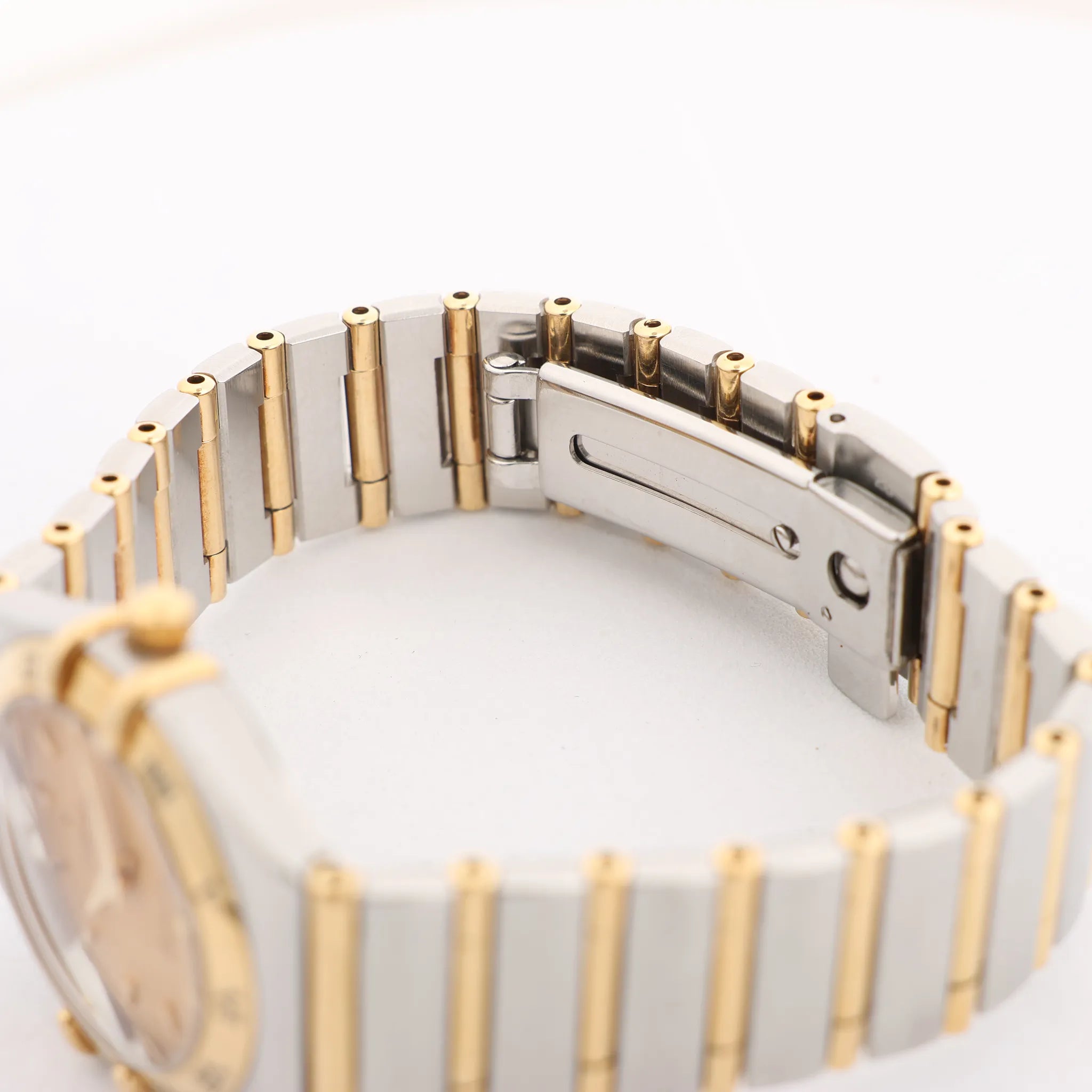 Omega Constellation 1262.10.00 SS YG QZ Watch with Gold Dial