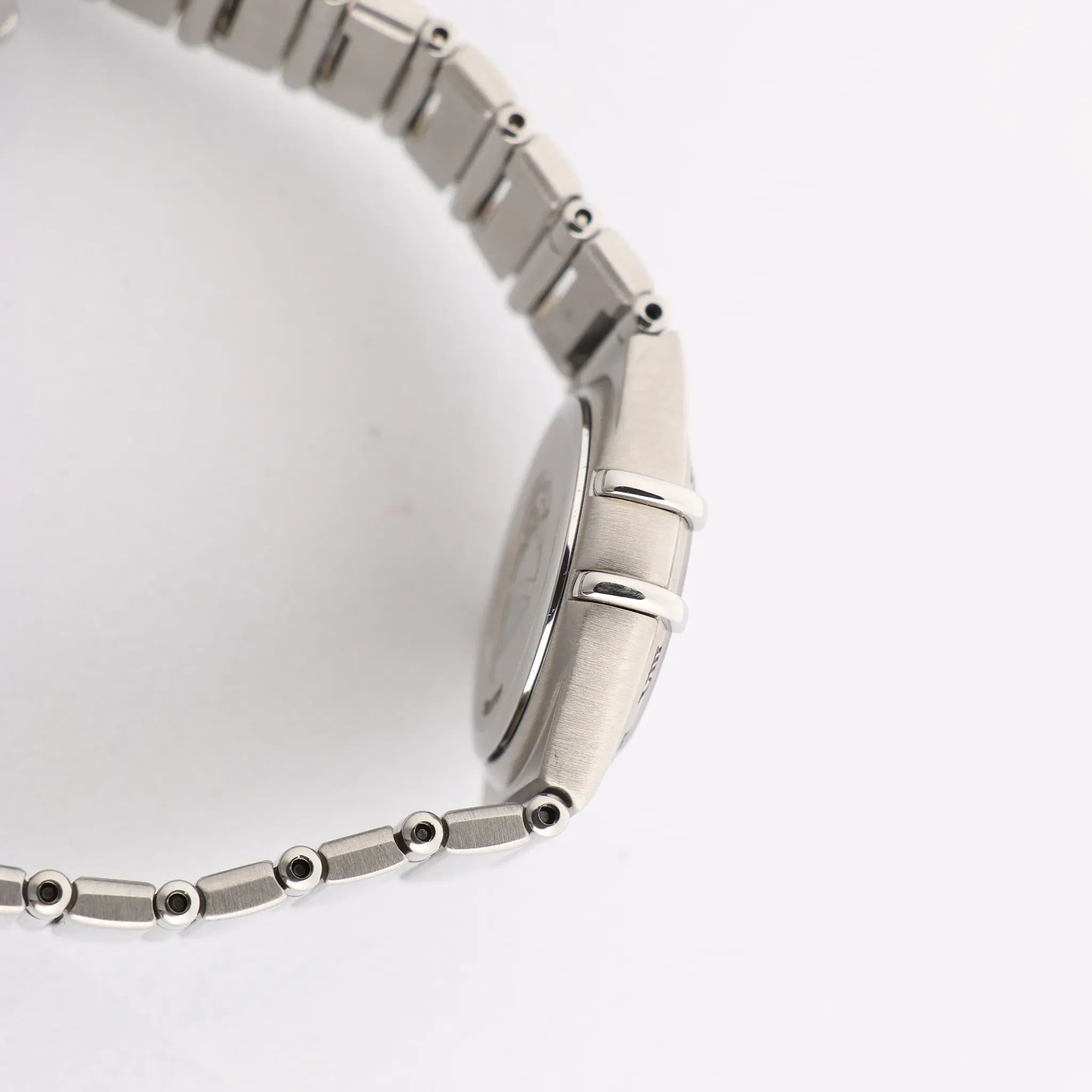 Omega Constellation 1562.30.00 SS QZ Watch with White Dial