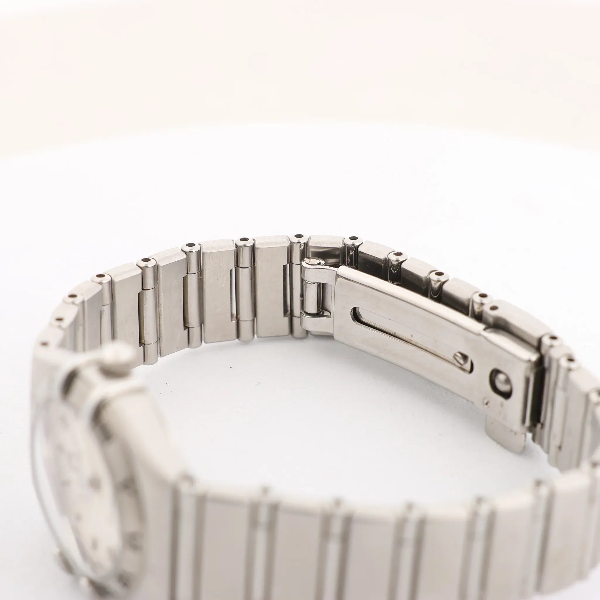 Omega Constellation 1562.30.00 SS QZ Watch with White Dial