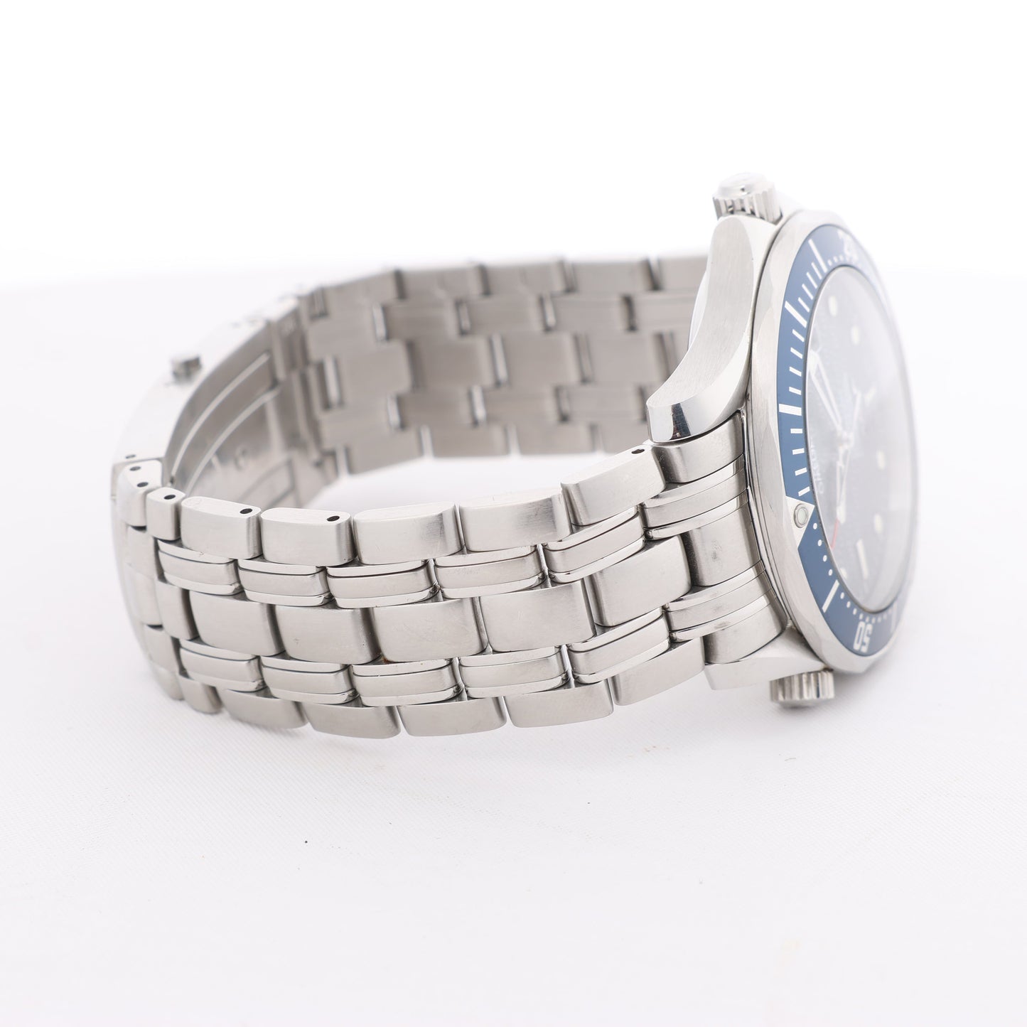 Omega Seamaster 007 James Bond model 2537.80 80429816 03859/10007 SS AT Blue-Face Watch