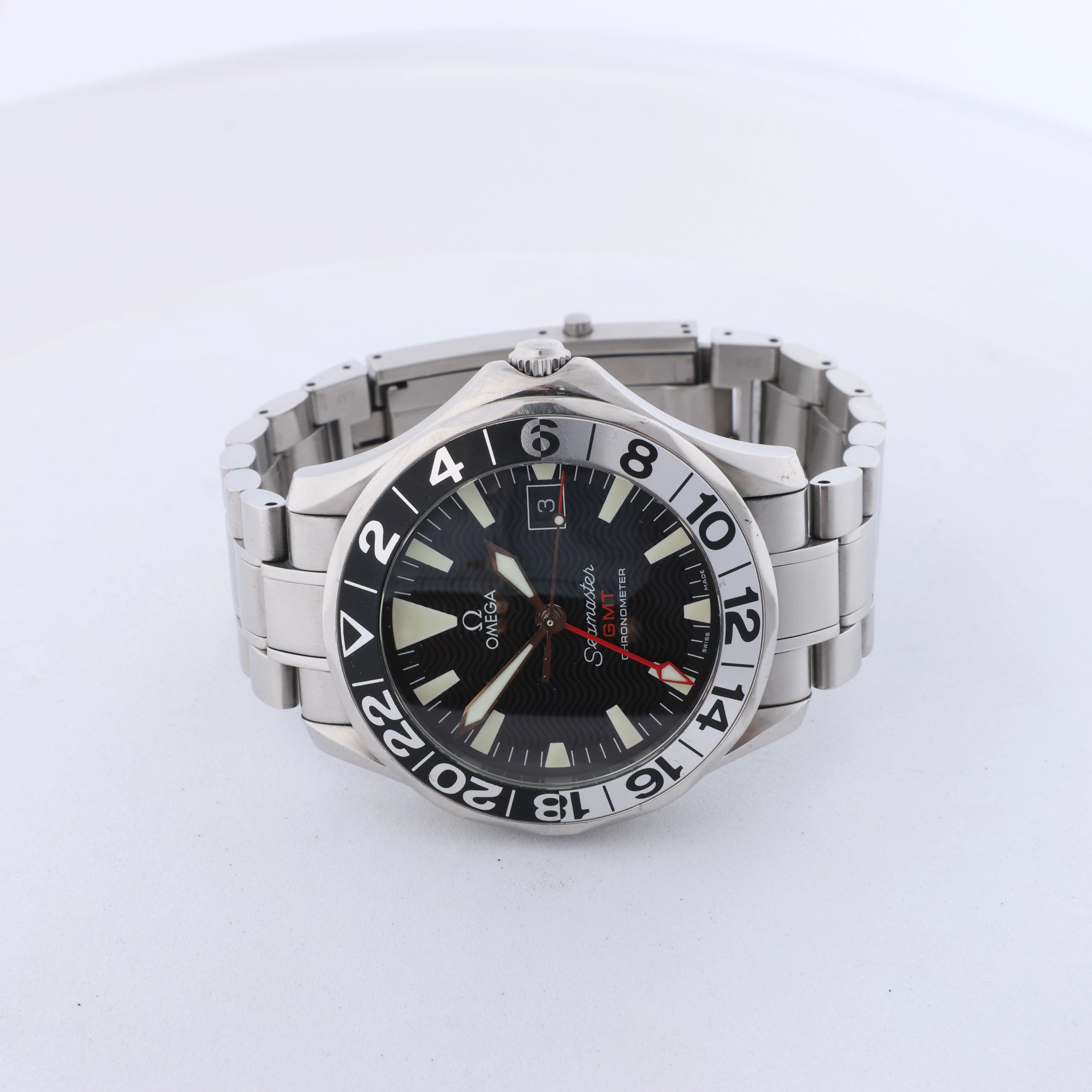 Reloj Omega Seamaster Planet Ocean 2201.50 86065212 SS SS AT con esfera negra