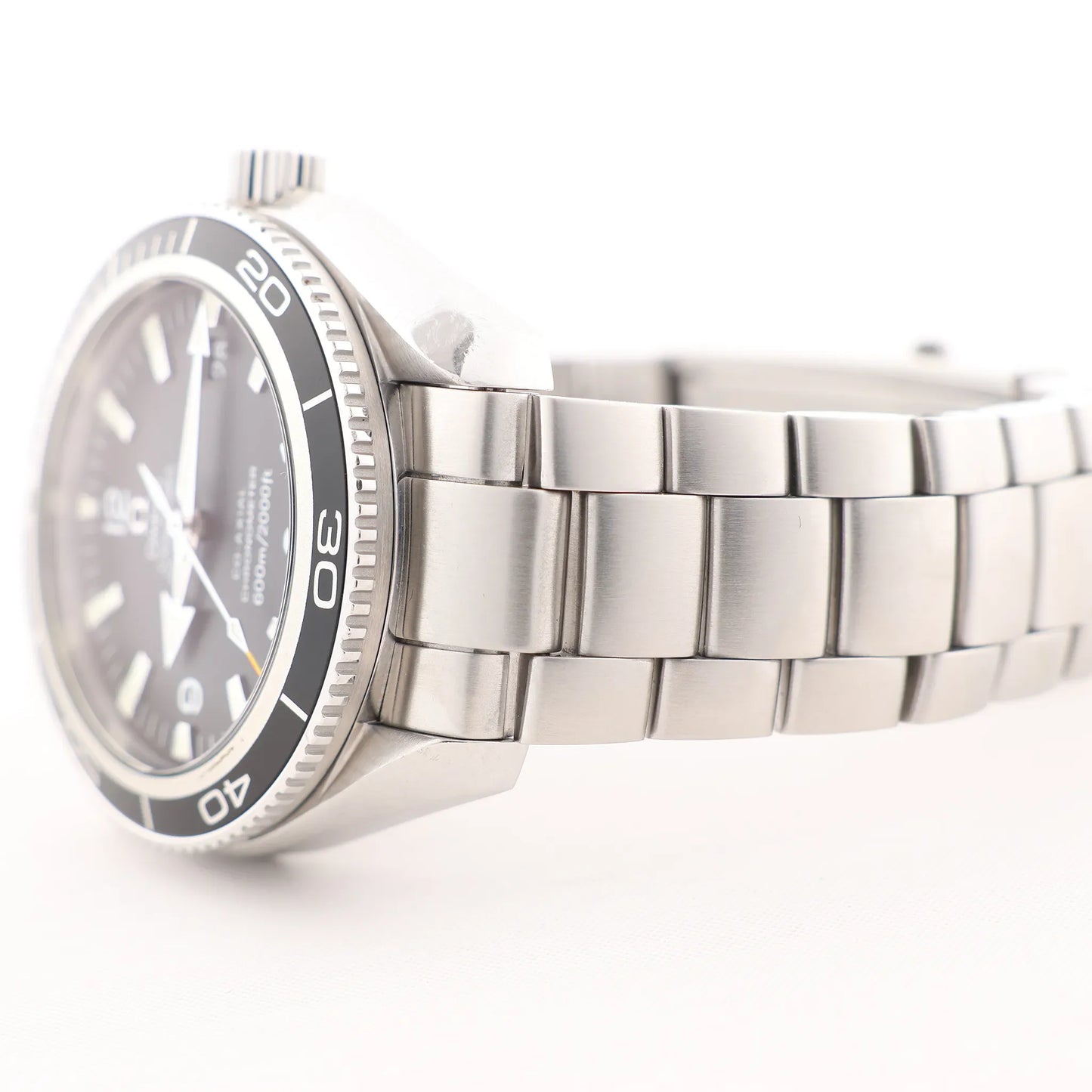 Omega Seamaster Planet Ocean 2201.50 86065212 SS SS AT Black Dial Watch