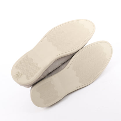 PINI PARMA Slipper aus Wildleder in Hellgrau, Größe 42,5 EU