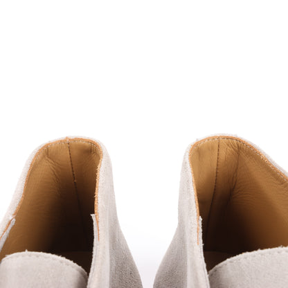 PINI PARMA Slipper aus Wildleder in Hellgrau, Größe 42,5 EU