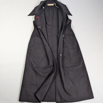 Robe noire sans manches Marni, taille 44