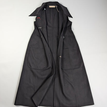 Robe noire sans manches Marni, taille 44