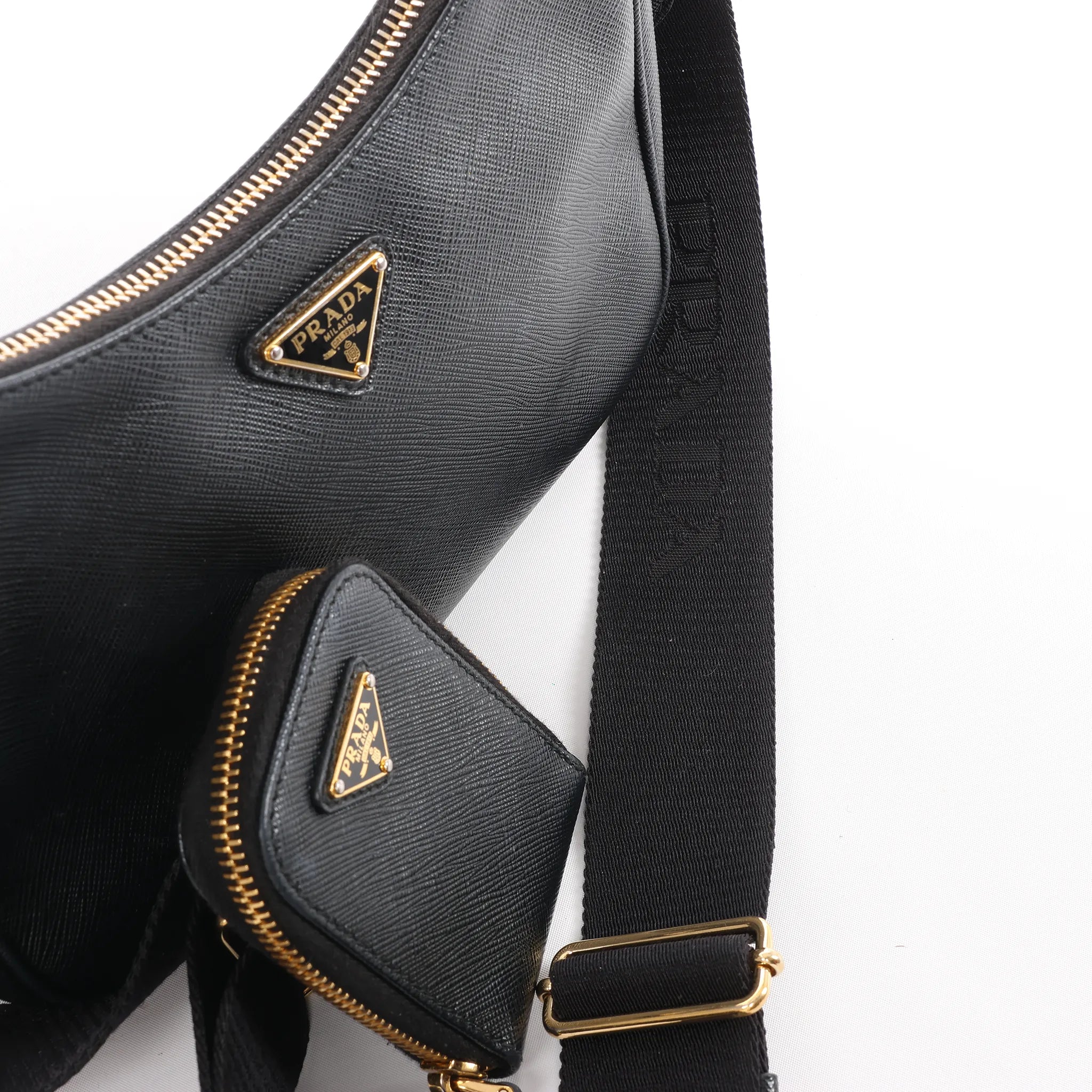 Prada Re-Edition 2005 Leather Crossbody Bag in Black