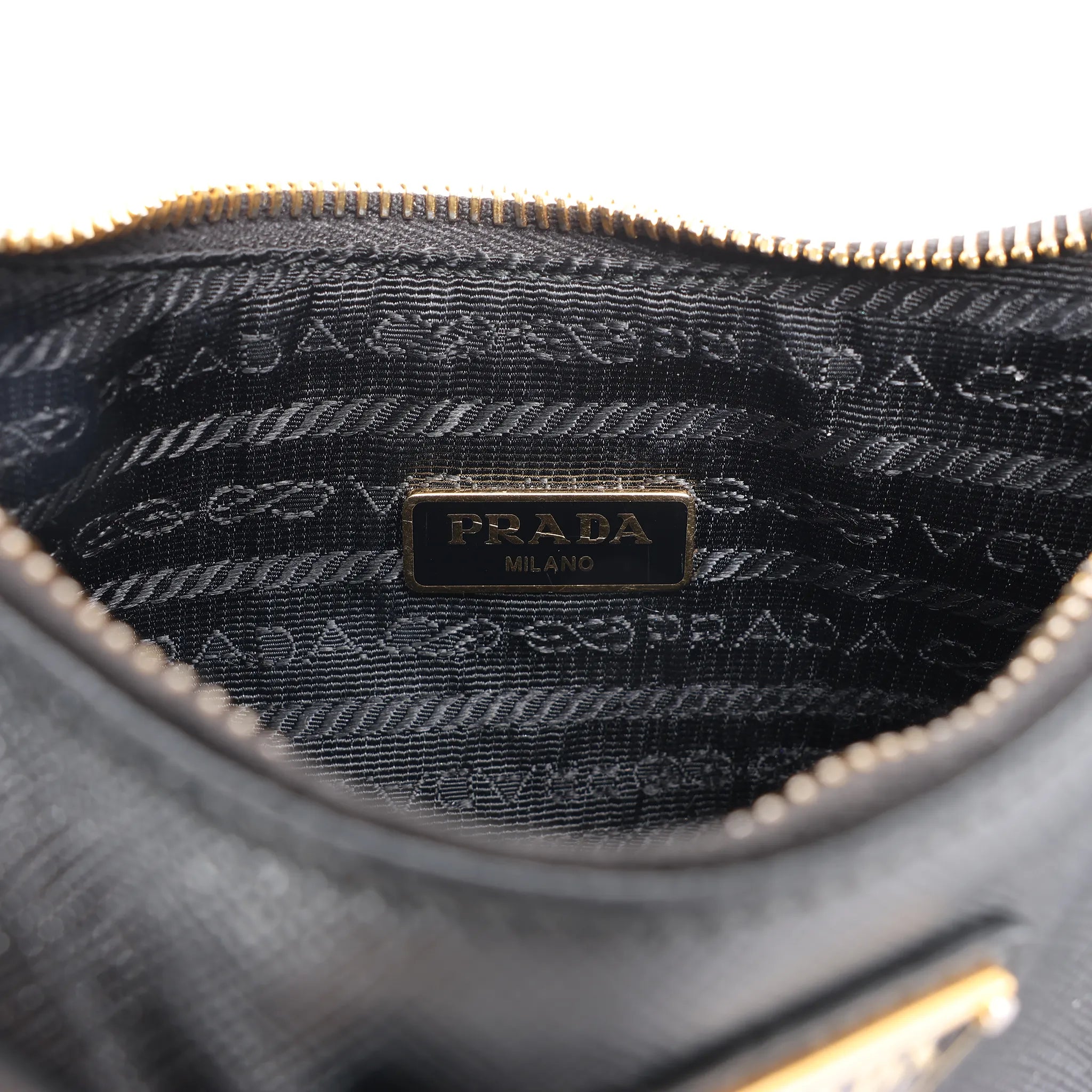 Prada Re-Edition 2005 Leather Crossbody Bag in Black