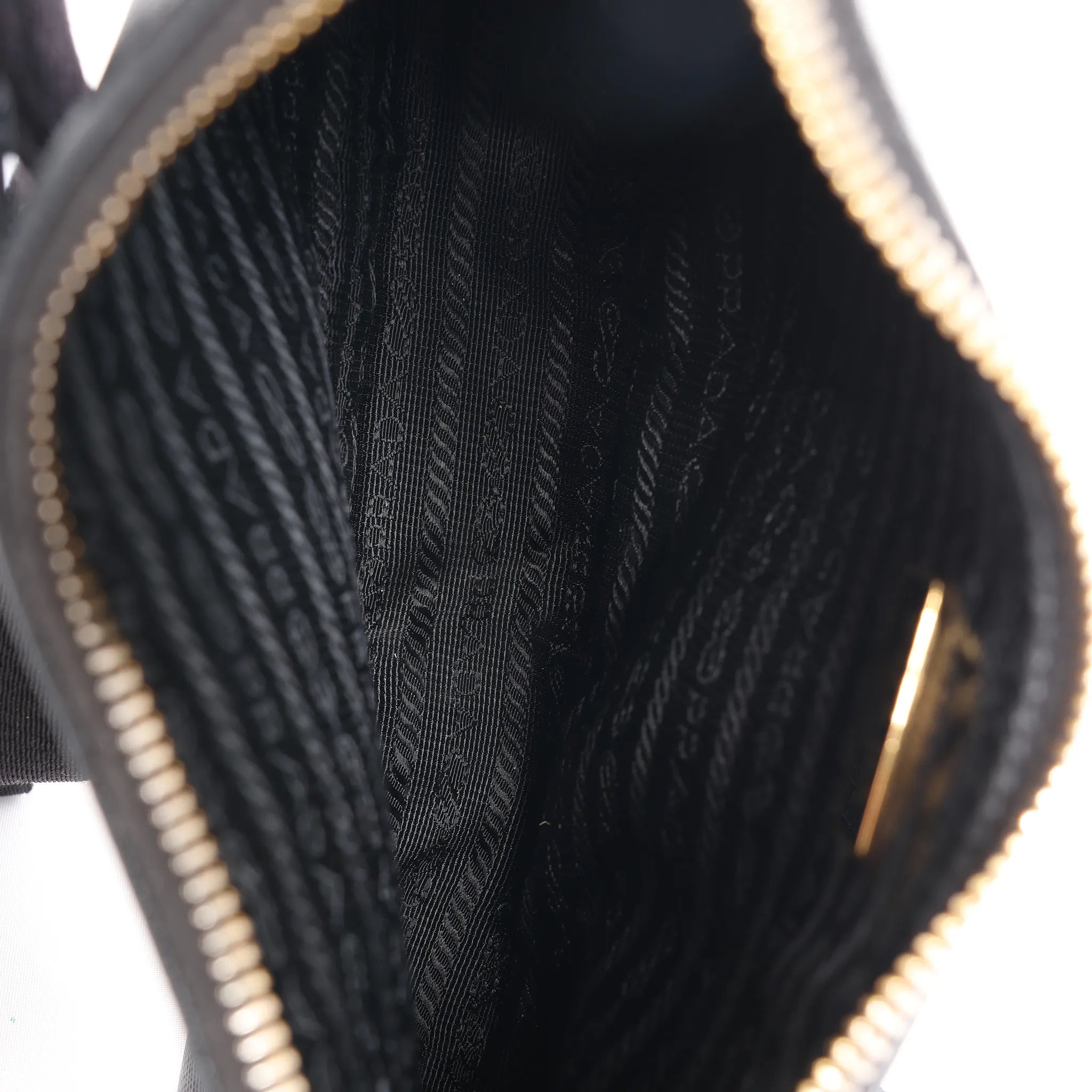Prada Re-Edition 2005 Leather Crossbody Bag in Black