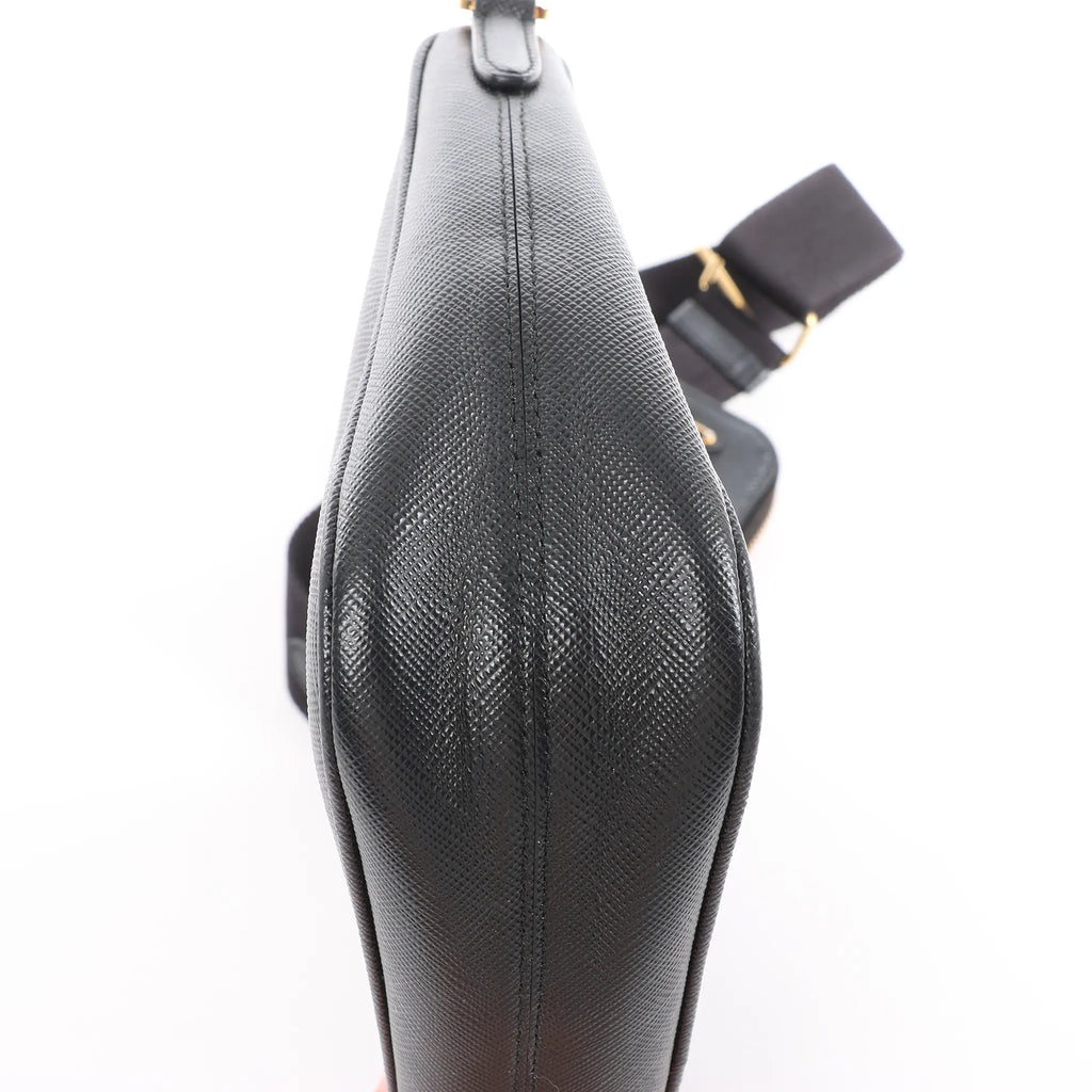 Prada Re-Edition 2005 Leather Crossbody Bag in Black