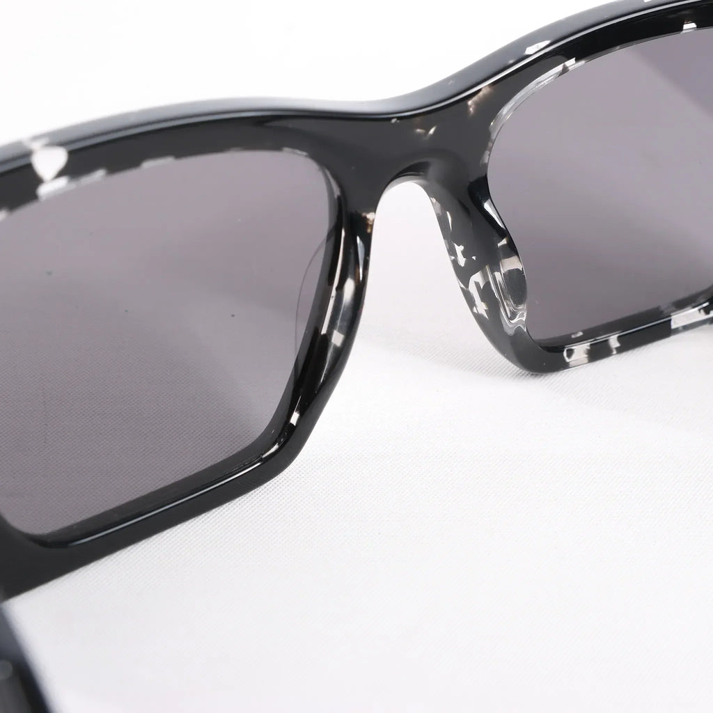Prada Cat Eye-Frame Sunglasses in Black PR 08Y