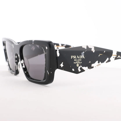 Lunettes de soleil Prada œil de chat noires PR 08Y