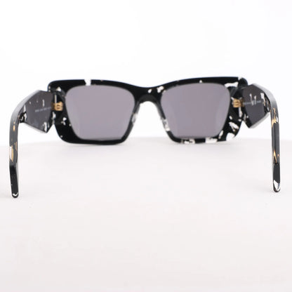 Lunettes de soleil Prada œil de chat noires PR 08Y