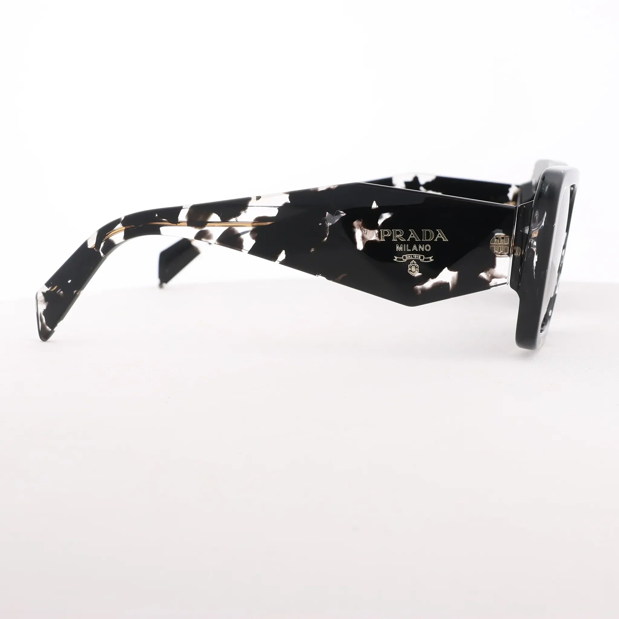 Prada Cat Eye-Frame Sunglasses in Black PR 08Y