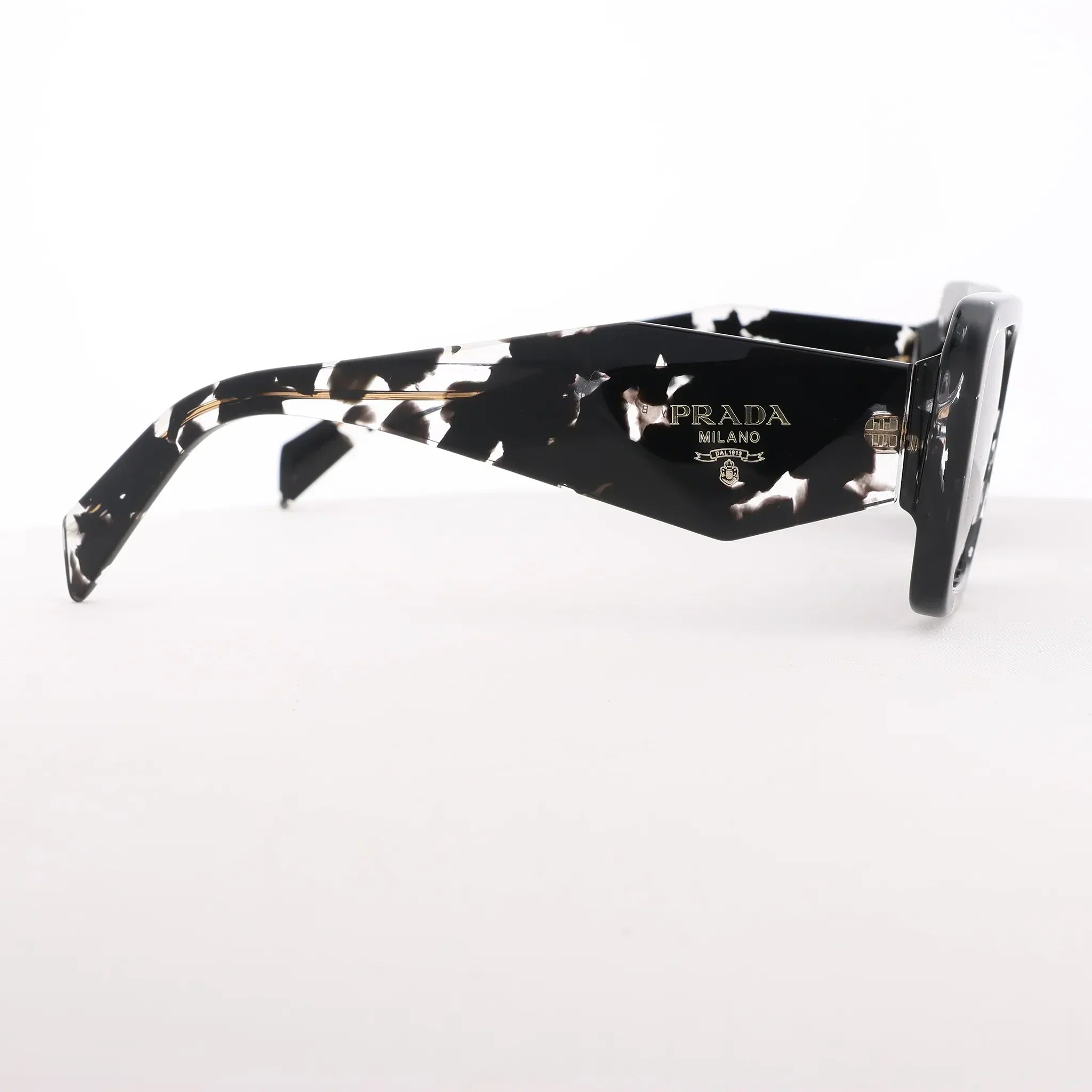 Prada Cat Eye-Frame Sunglasses in Black PR 08Y