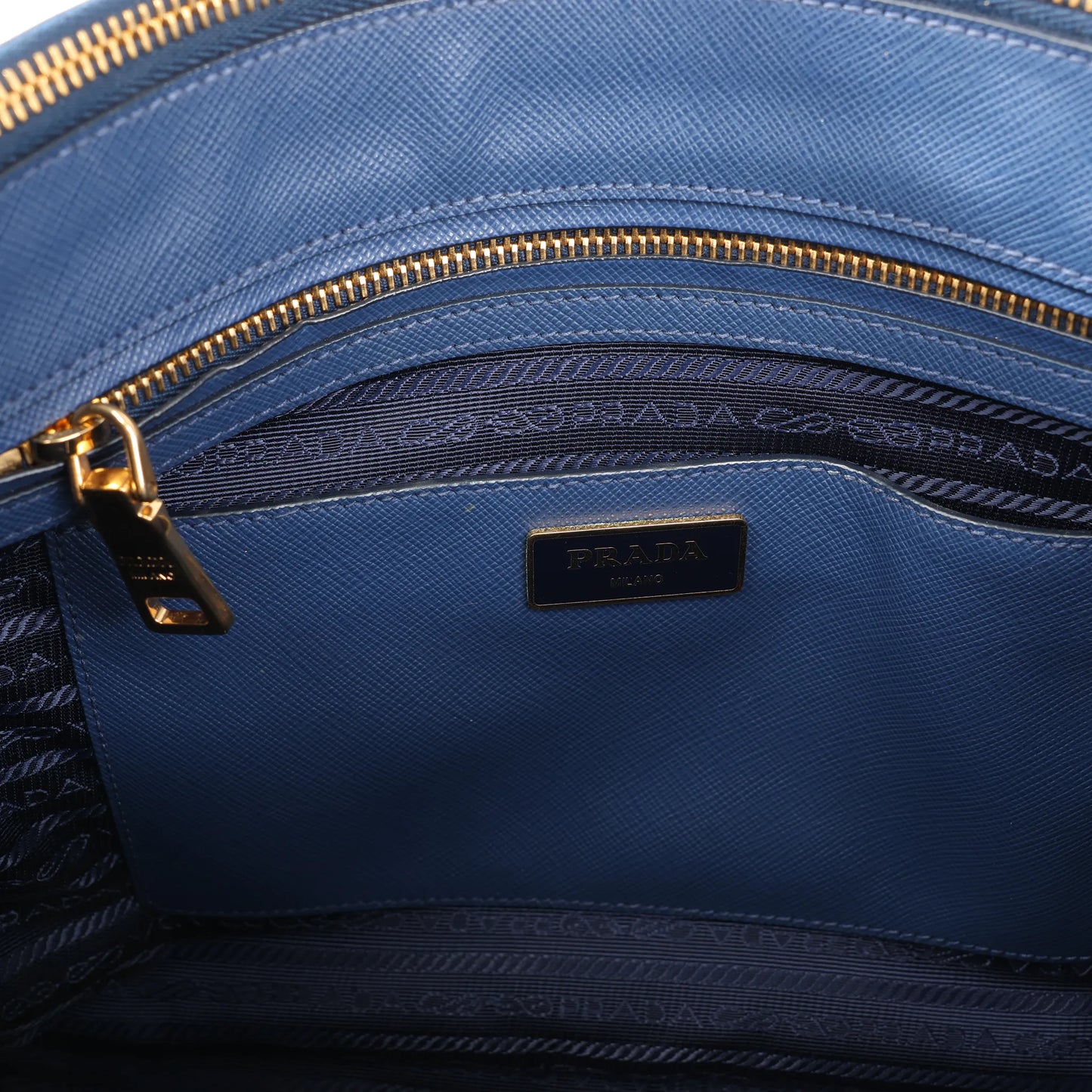 Sac à main Prada Galleria Saffiano Lux en cuir bleu marine, 2 en 1, référence 1BA274