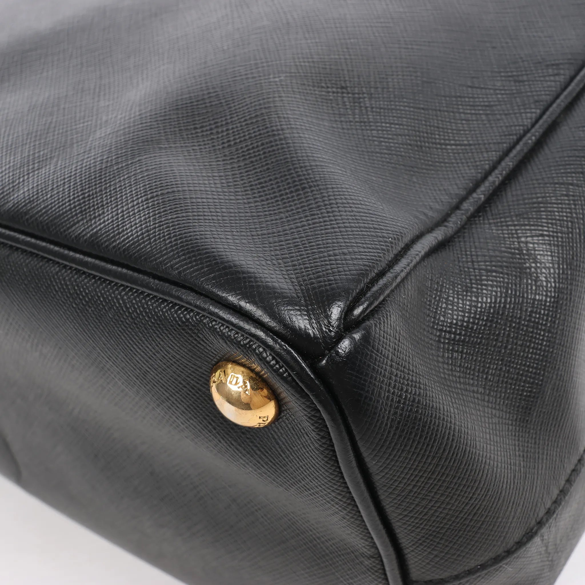 Prada Galleria Saffiano Lux Leather 2Way Handbag in Black