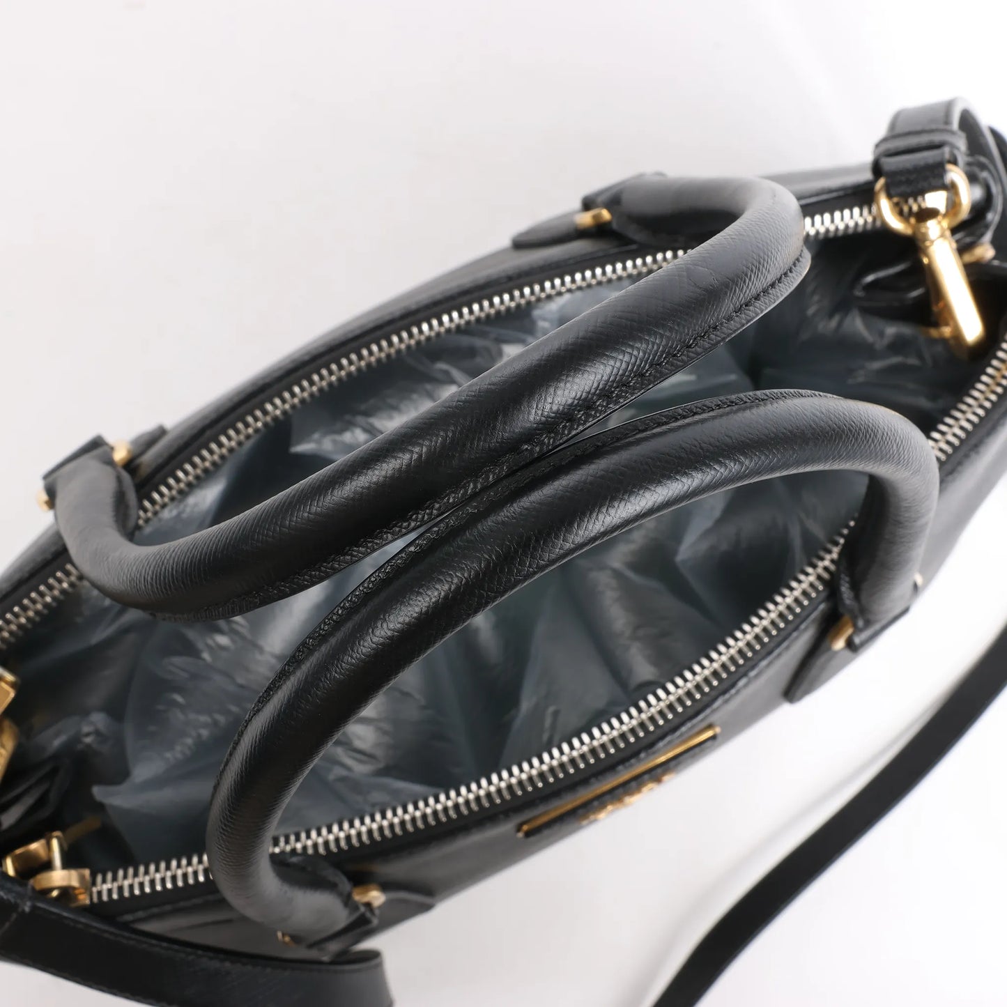 Prada Galleria Saffiano Lux Leather 2Way Handbag in Black