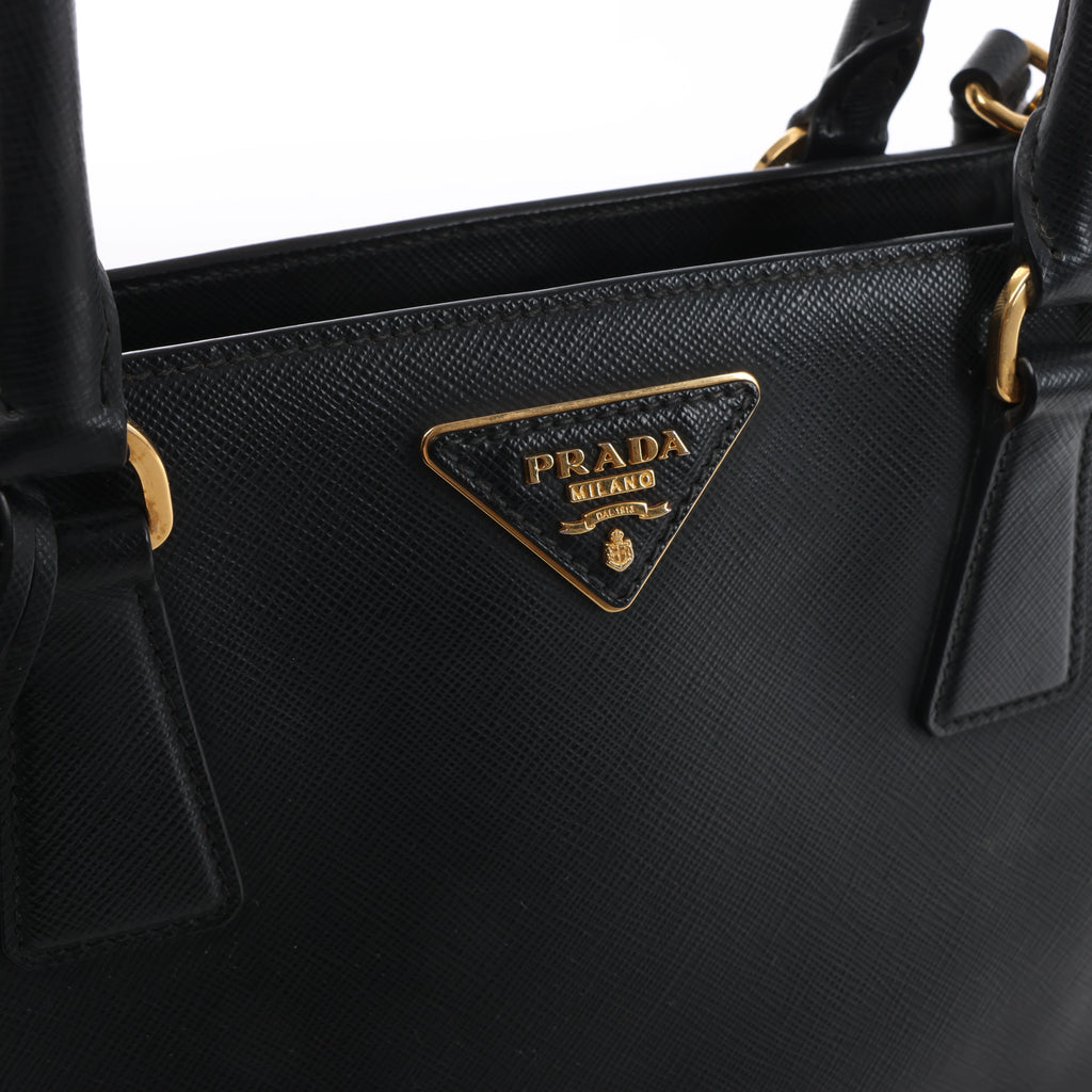 Bolso de mano Prada Promenade de piel Saffiano Lux de 2 vías en beige