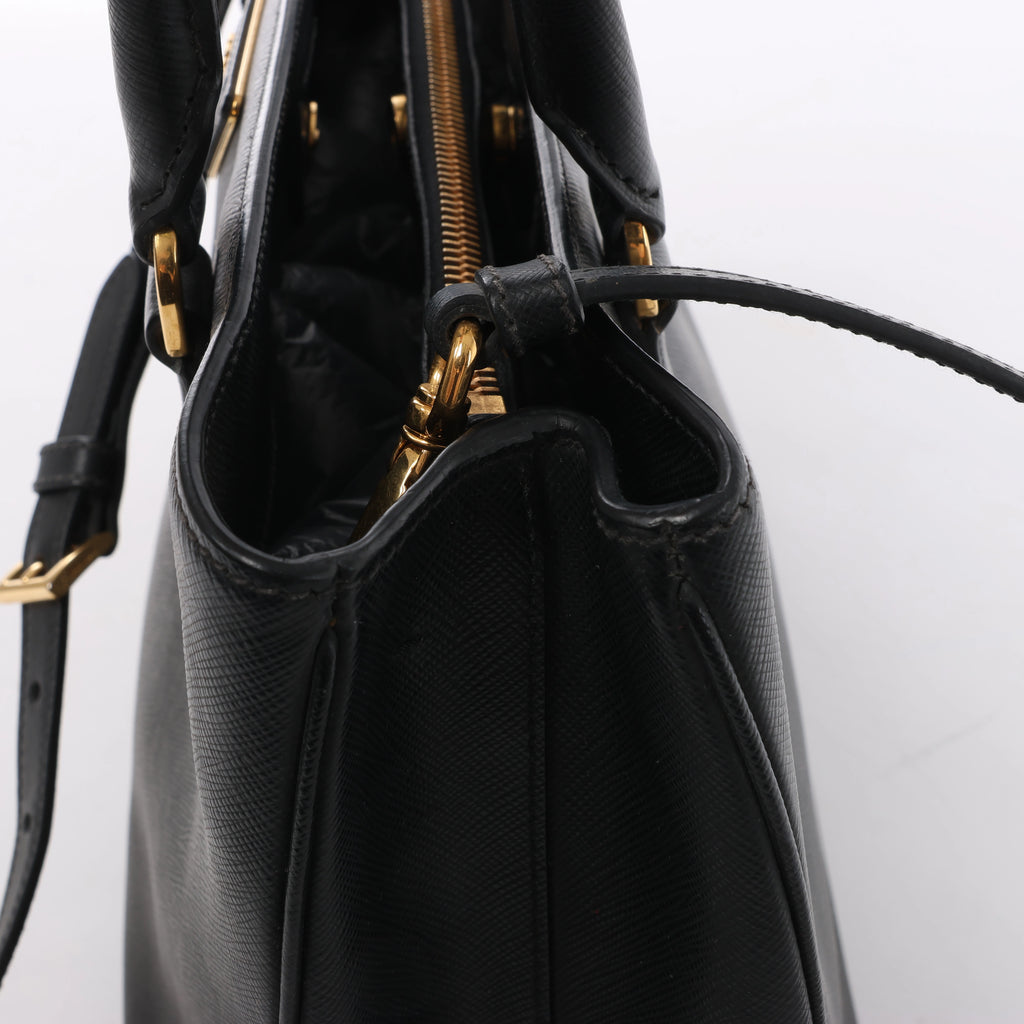 Bolso de mano Prada Promenade de piel Saffiano Lux de 2 vías en beige