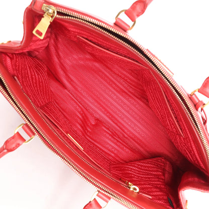 Prada Galleria Saffiano Lux Leder 2-Wege-Handtasche in Rot