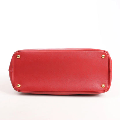 Prada Galleria Saffiano Lux Leder 2-Wege-Handtasche in Rot