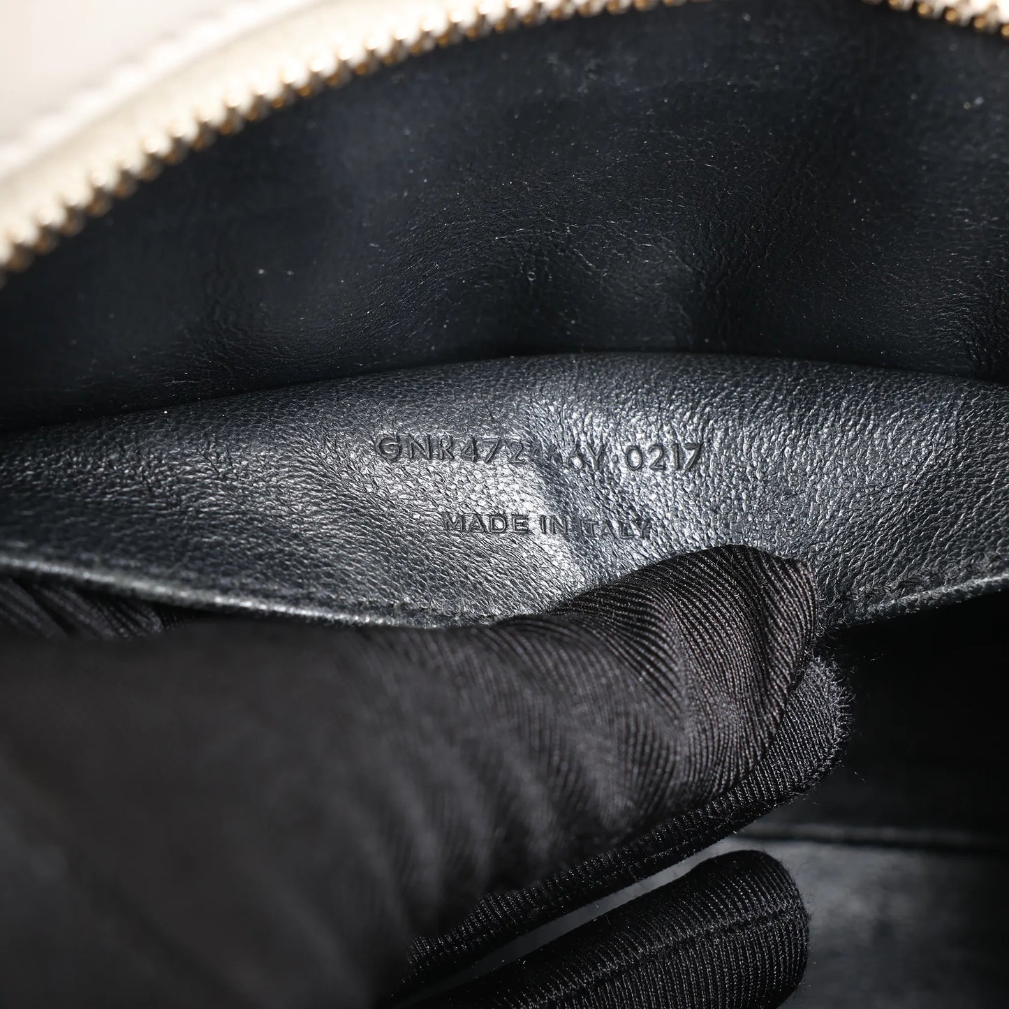 Saint Laurent Paris Monogram Cabas Leather 2Way Handbag in White 472466