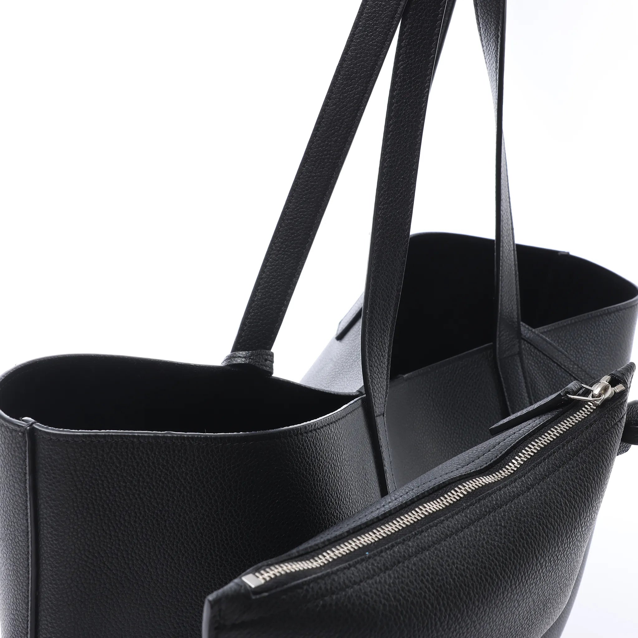 Saint Laurent Paris Shopping Leather Shoulder Bag in Black 683655
