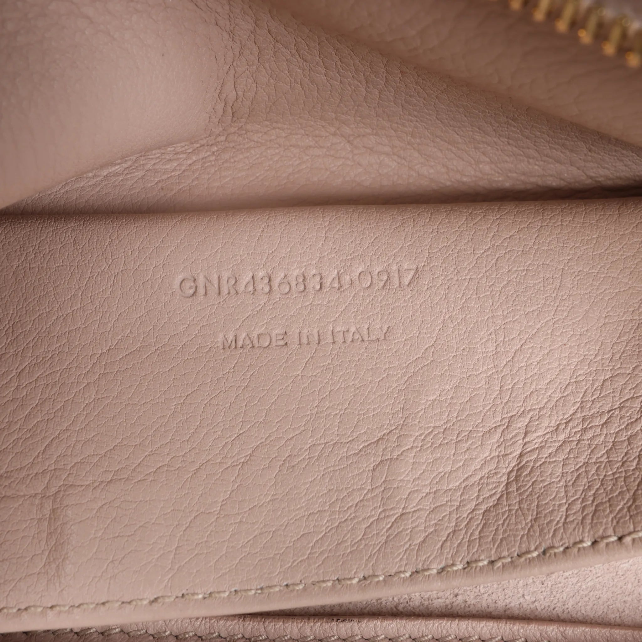 Saint Laurent Paris Downtown Cabas Leather & Suede 2Way Handbag in Pink 436834