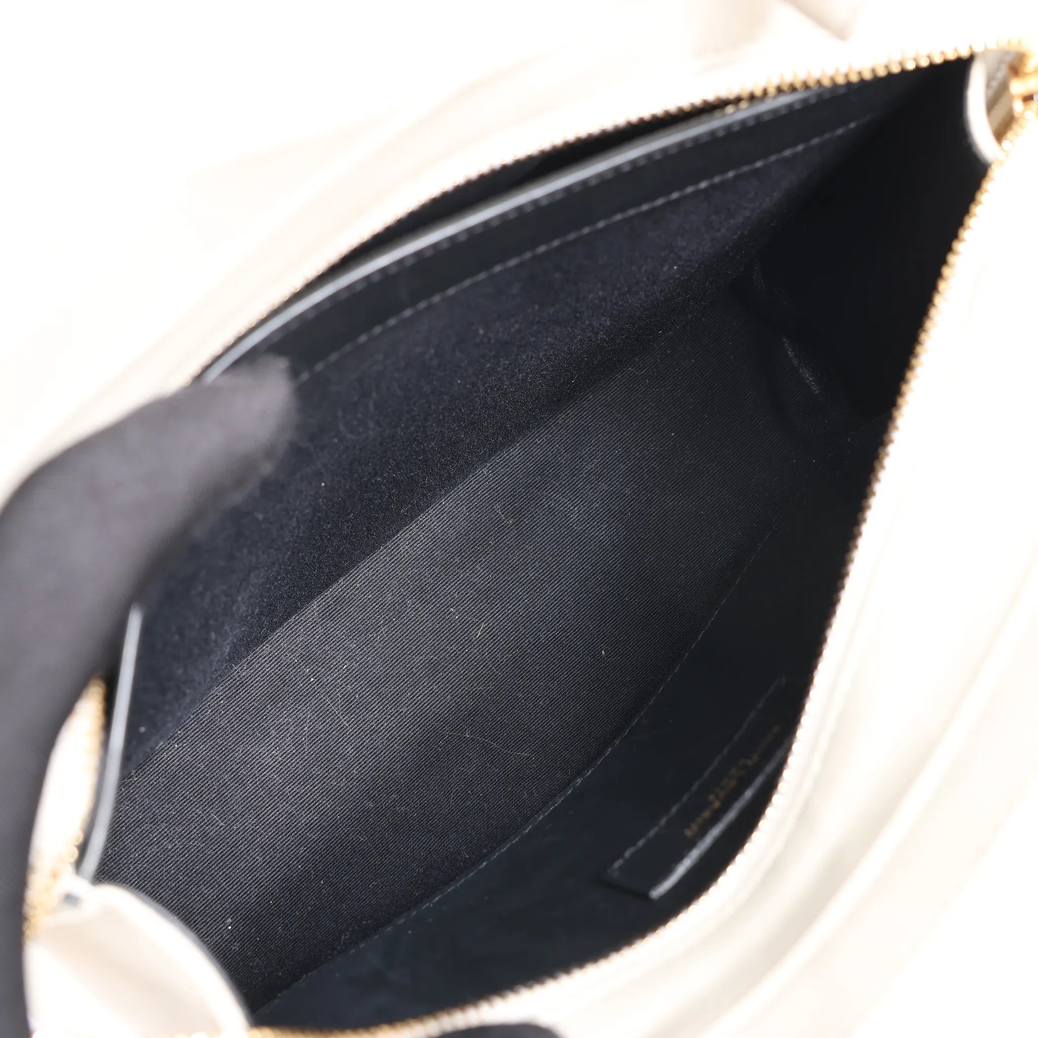 Saint Laurent Paris Eastside Leather Handbag in Ecru 554116