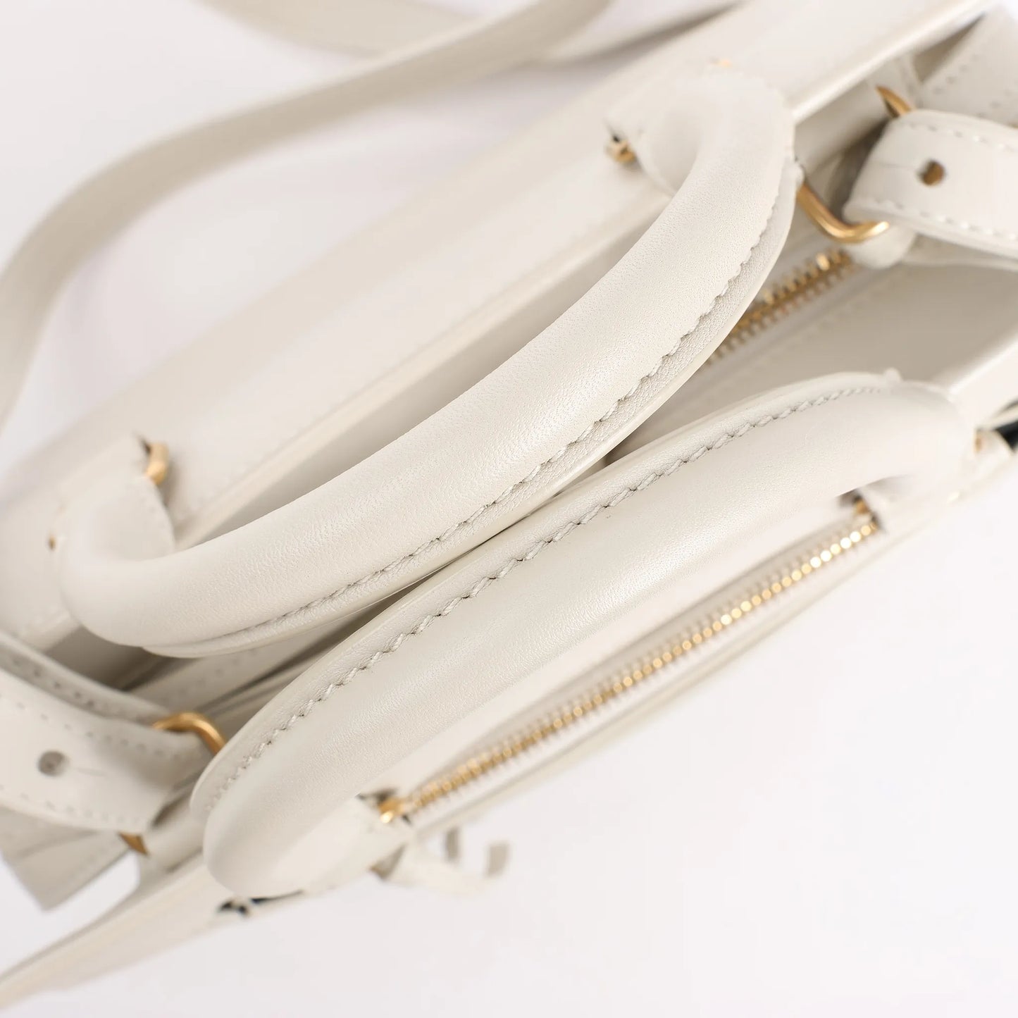 Saint Laurent Paris Eastside Leather Handbag in Ecru 554116