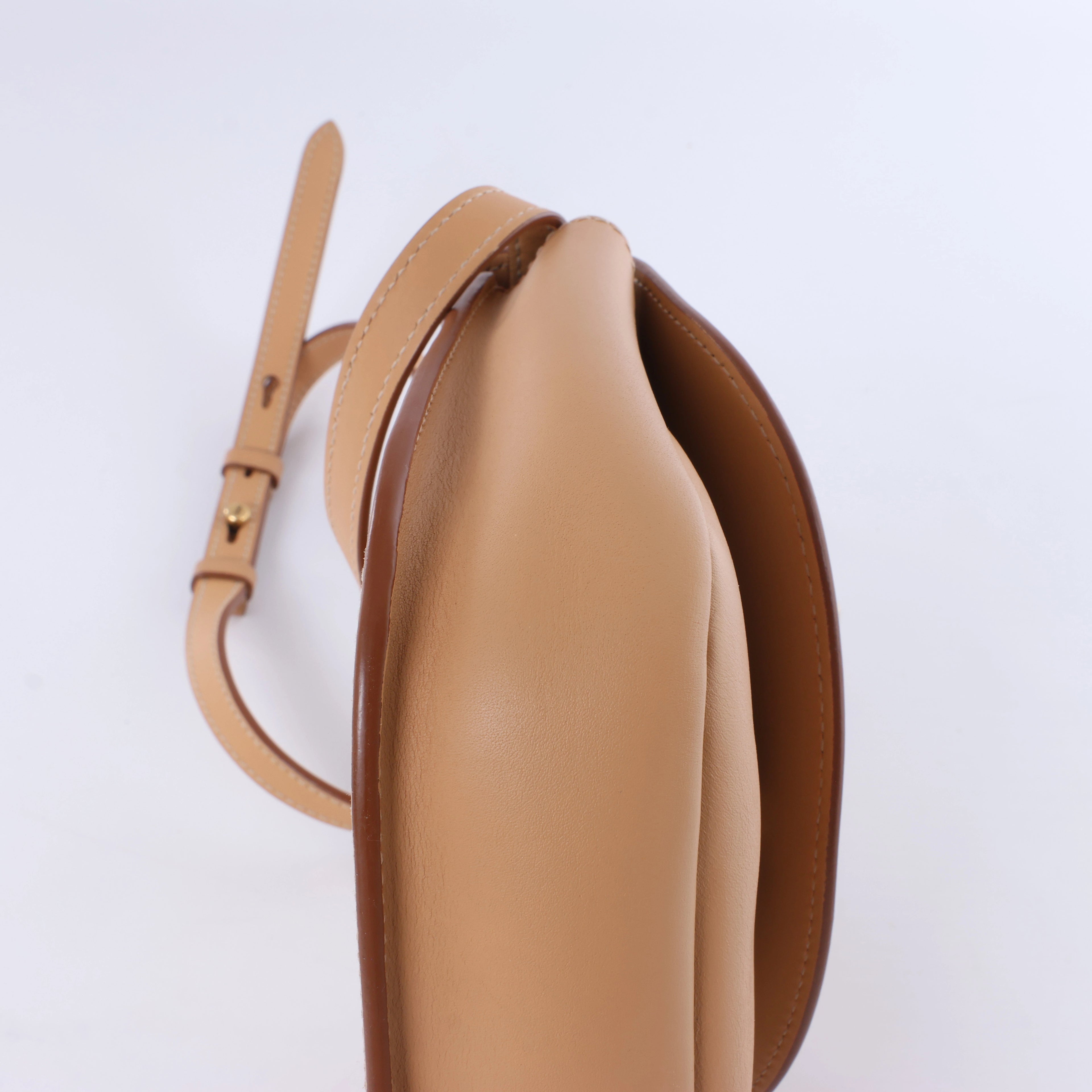 Saint Laurent Paris Kaia Leather Shoulder bag in Beige