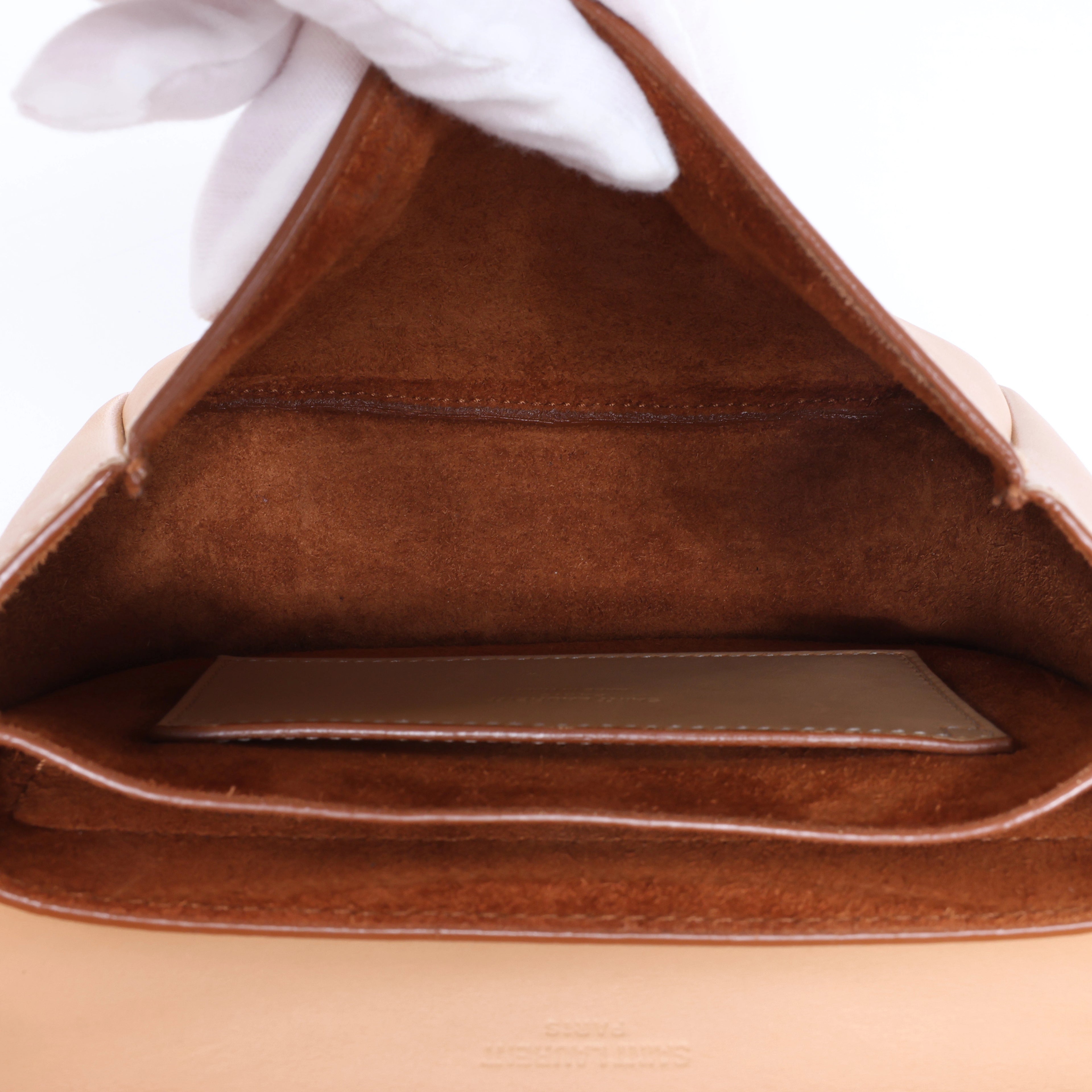 Saint Laurent Paris Kaia Leather Shoulder bag in Beige