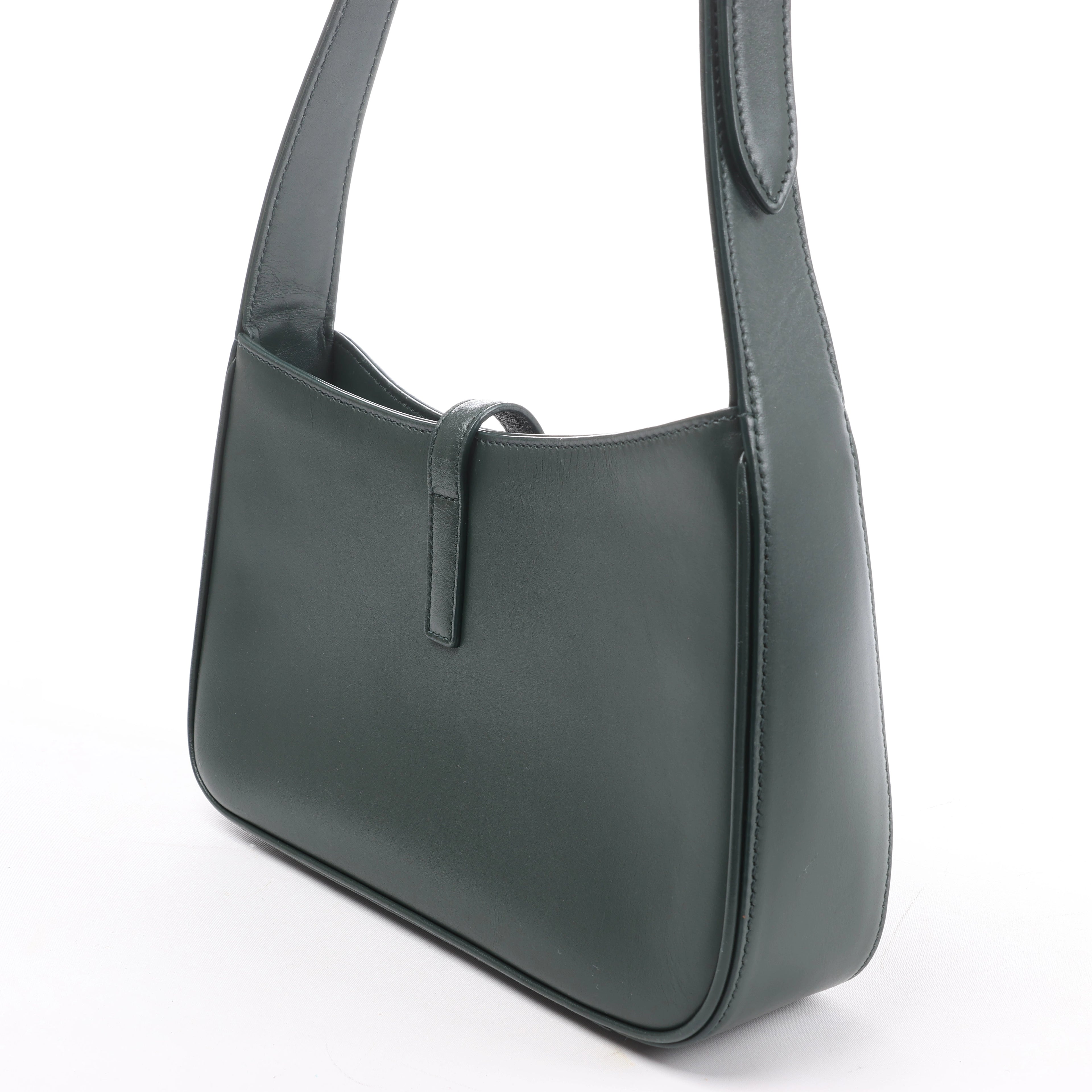 Saint Laurent Paris Le 5 a 7 Leather Shoulder Bag in Green 657228