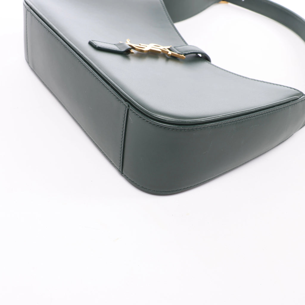 Saint Laurent Paris Le 5 a 7 Leather Shoulder Bag in Green 657228