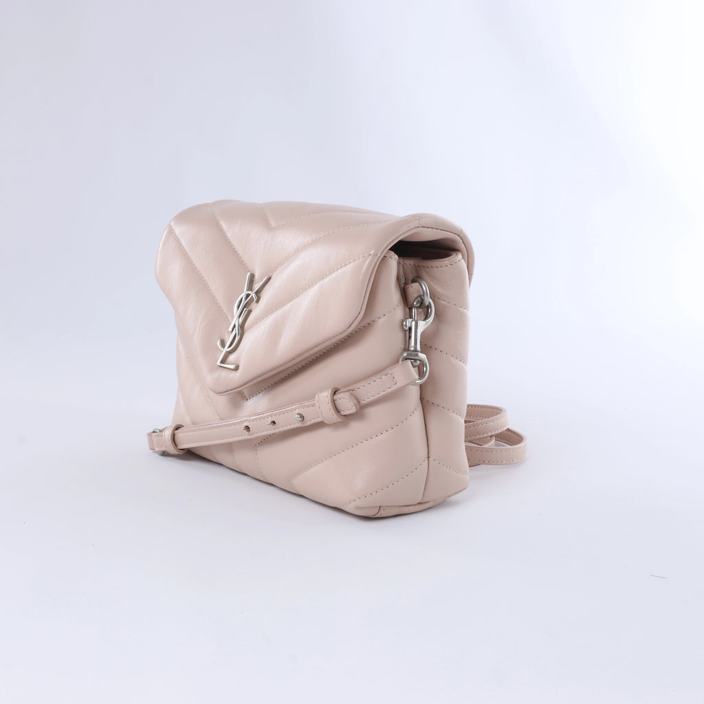 Bolso de hombro grande de piel Tribute de Saint Laurent Paris en marrón