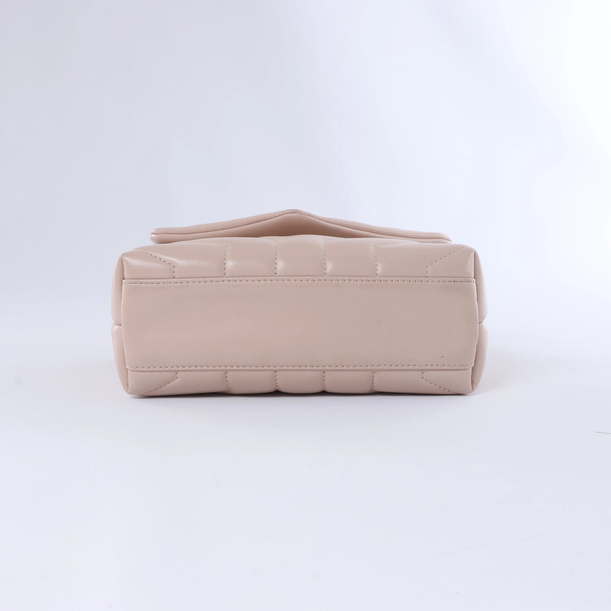 Saint Laurent Paris Loulou Leather Shoulder bag in Pink