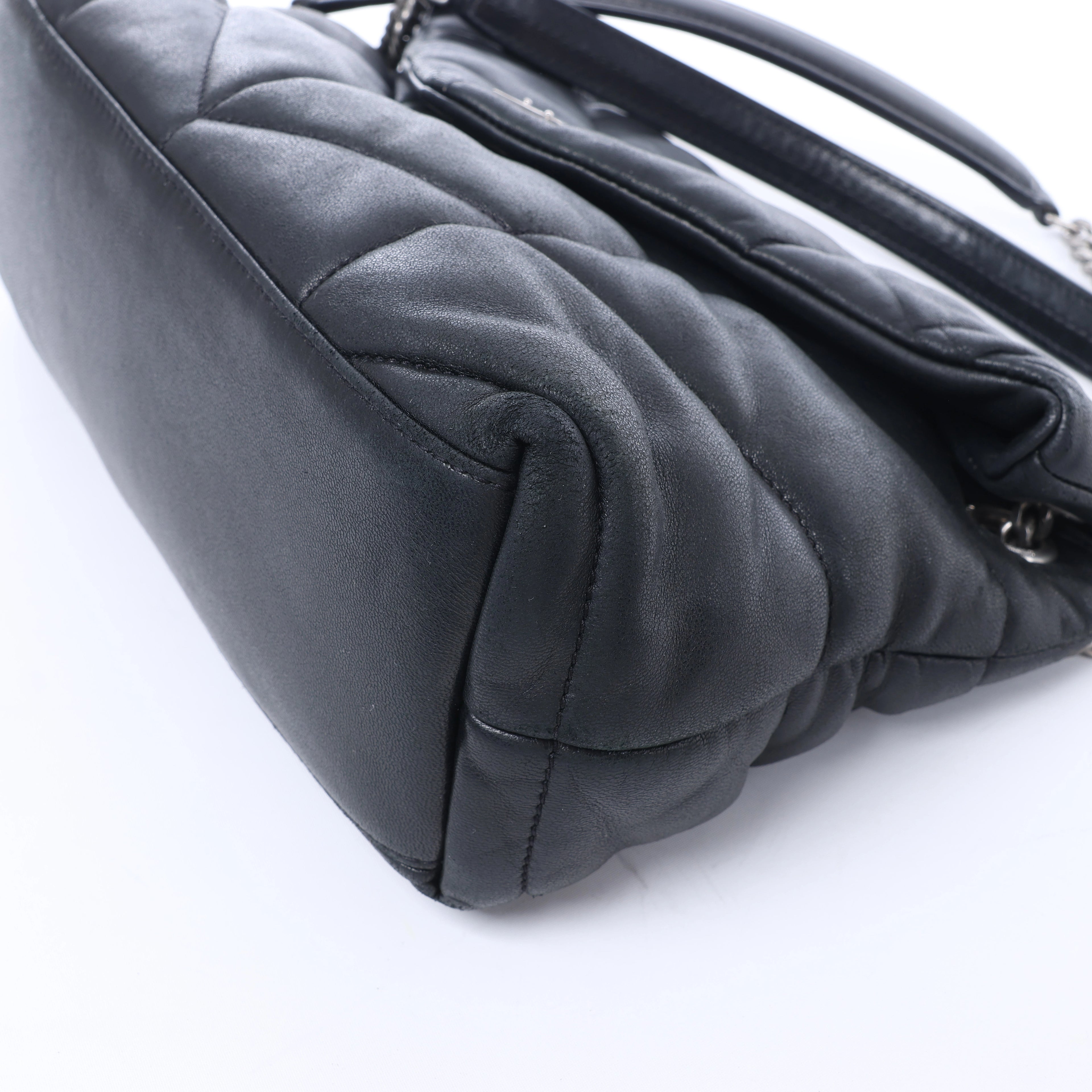 Saint Laurent Paris Loulou Puffer Leather Chain Shoulder Bag in Black 577476