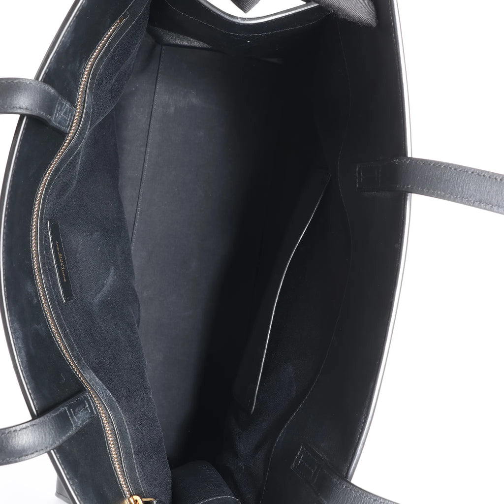 Saint Laurent Paris Manhattan Leather Shoulder bag in Black 553745