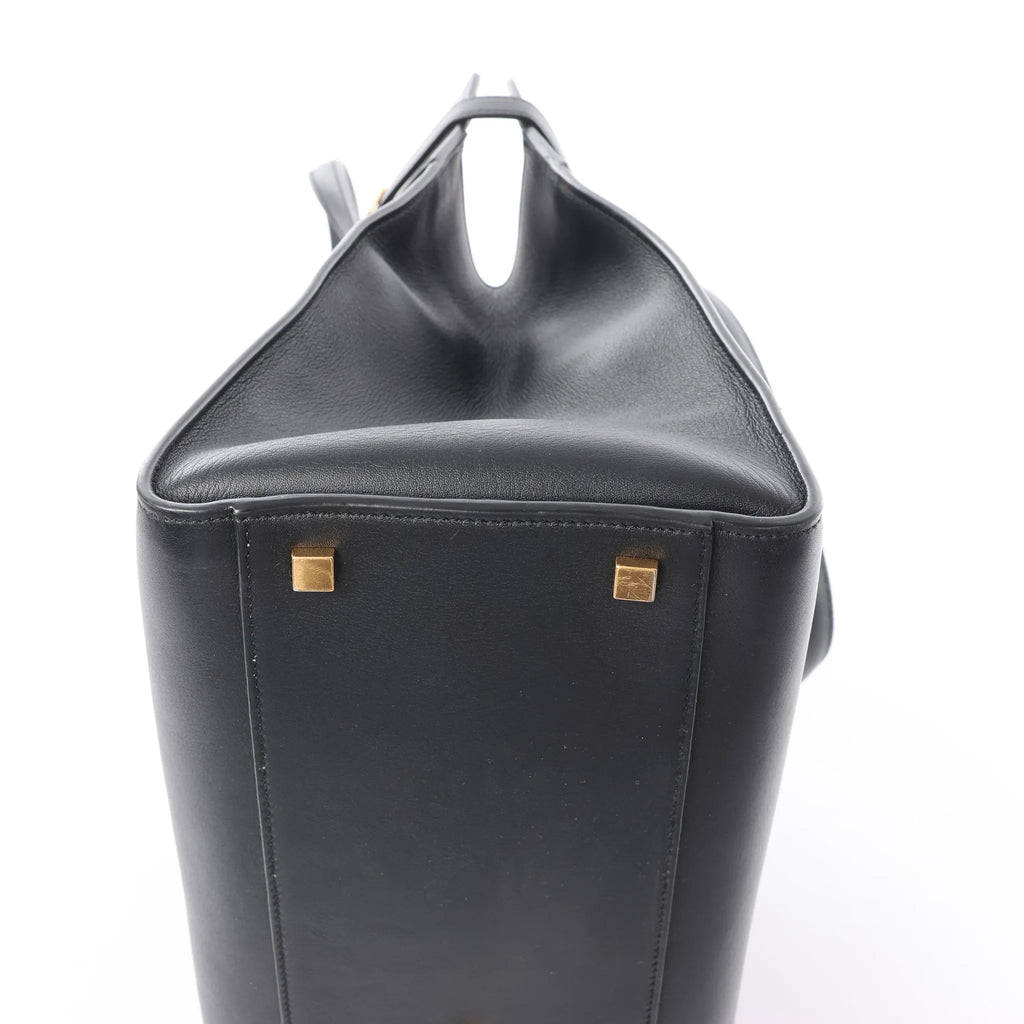 Saint Laurent Paris Manhattan Leather Shoulder bag in Black 553745