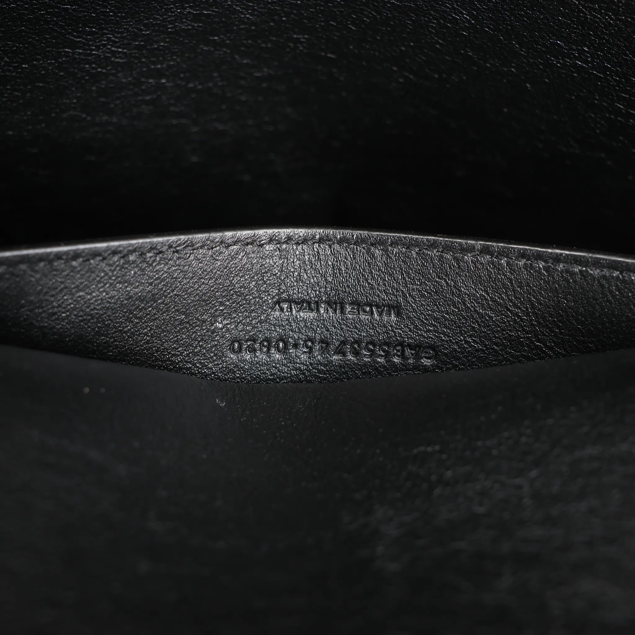 Saint Laurent Paris Manhattan Leather Shoulder bag in Black 553745